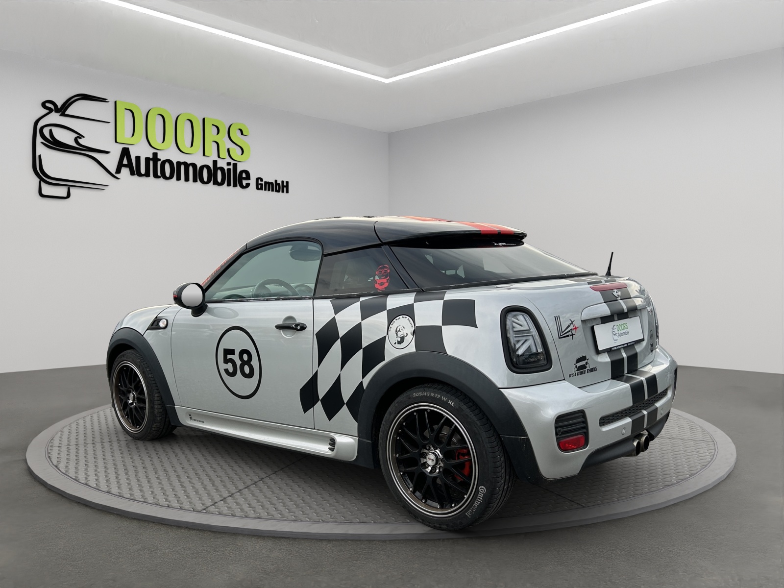 MINI Cooper S John Works Steptronic-showroom-element-3