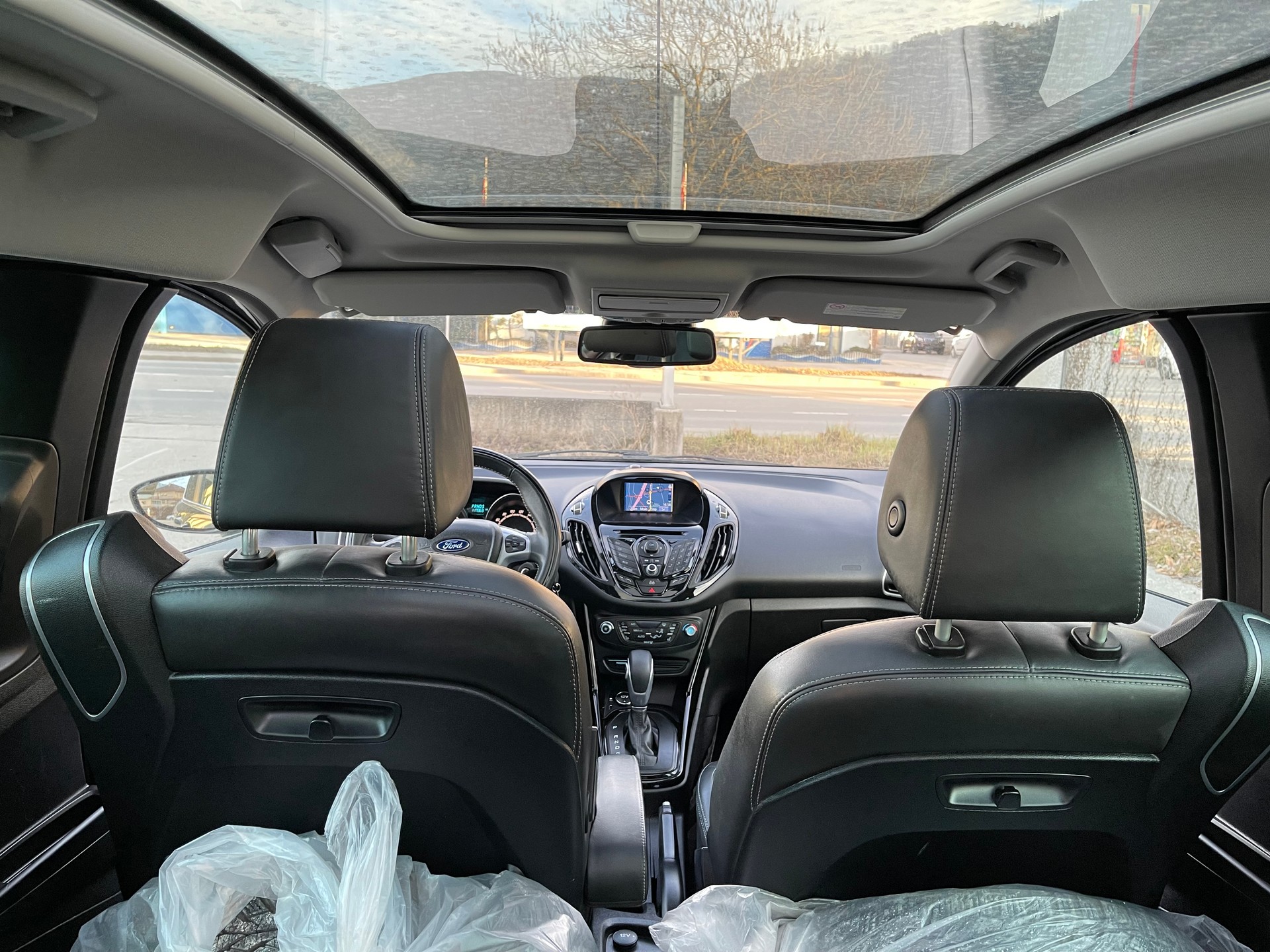 FORD B-Max 1.6 Ti-VCT Titanium PowerShift-image-19