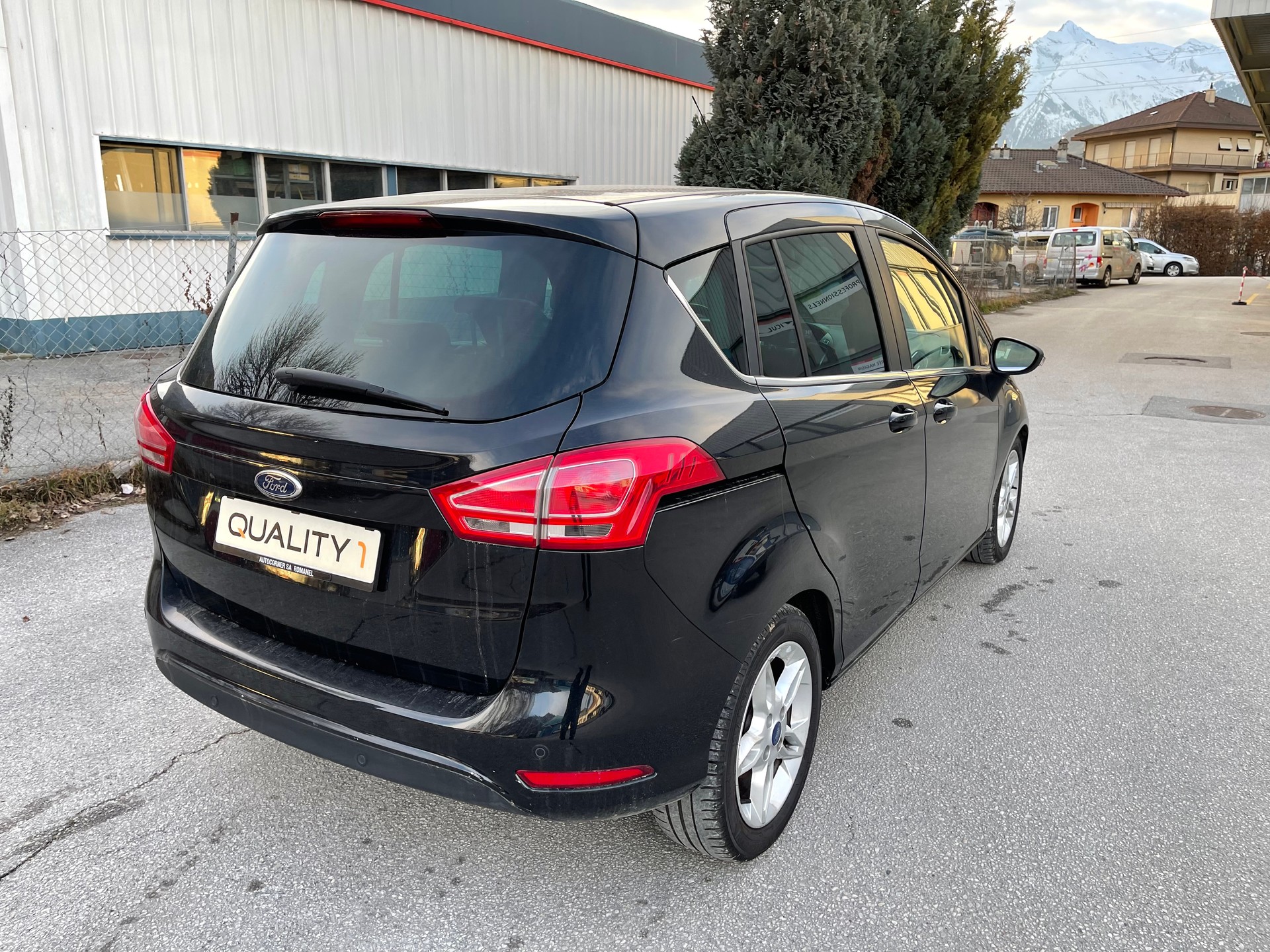 FORD B-Max 1.6 Ti-VCT Titanium PowerShift-image-12