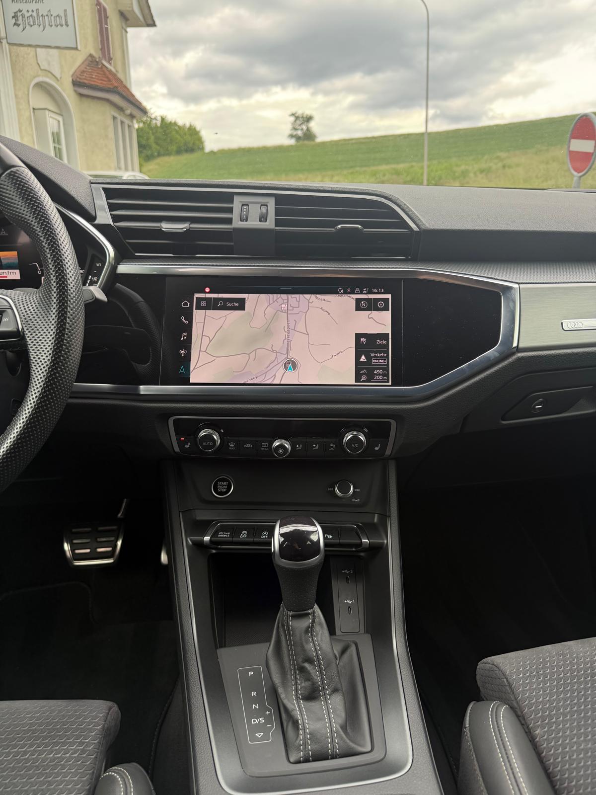 AUDI Q3 Sportback 35 TFSI S line Attraction S-tronic-image-20