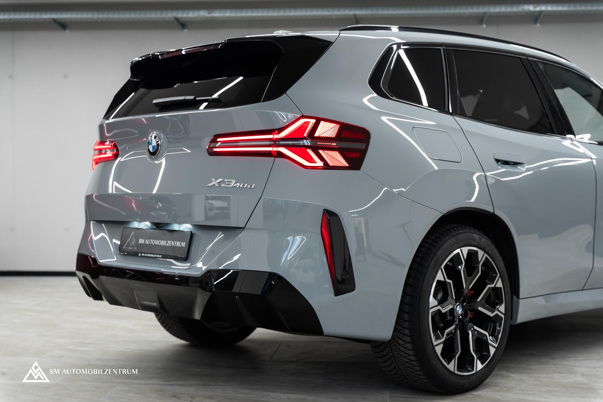 BMW X3 40d xDrive M Sport Pro / Panorama / 360° / AHK / Sitzbelüftung-image-8