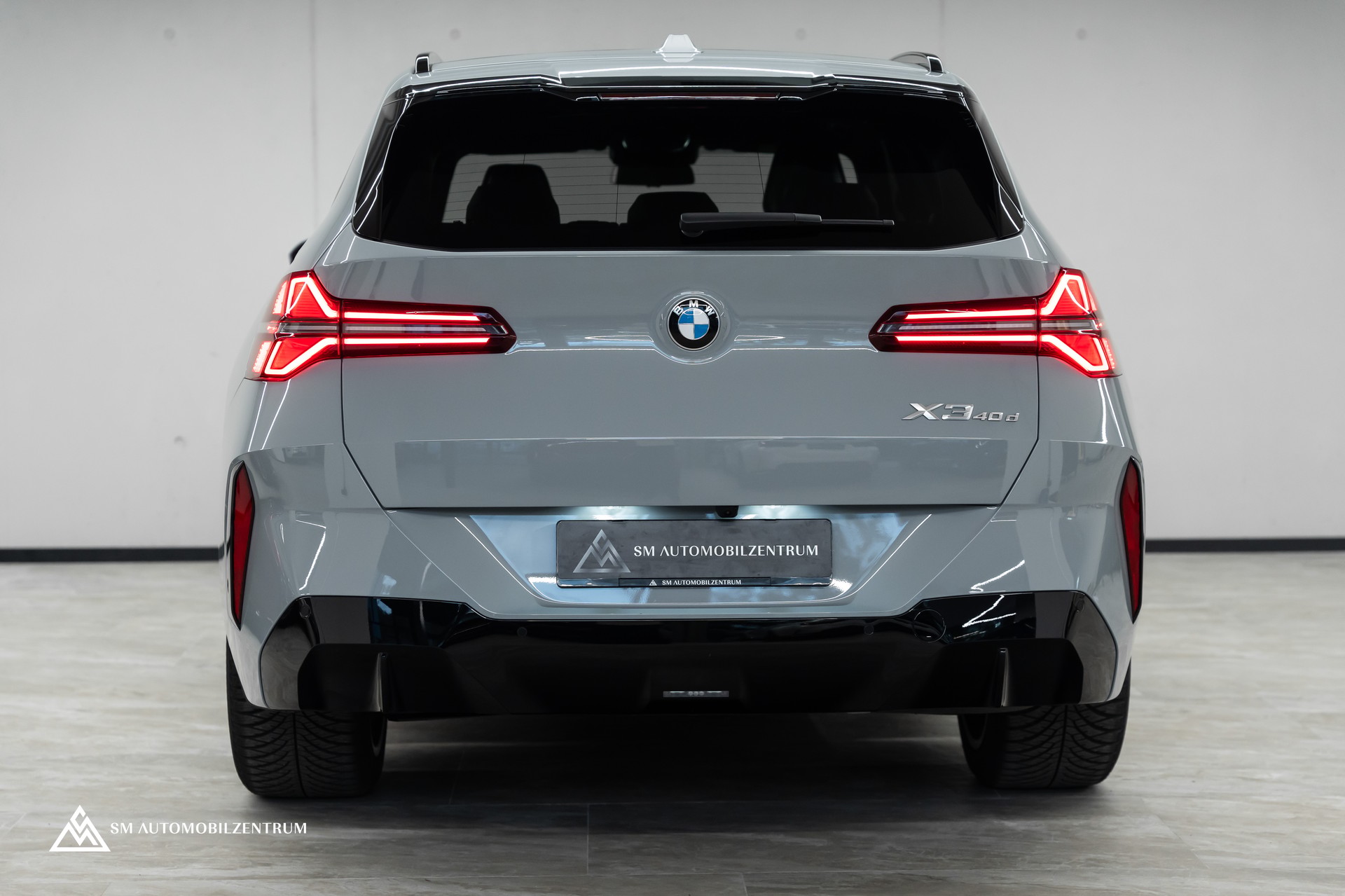 BMW X3 40d xDrive M Sport Pro / Panorama / 360° / AHK / Sitzbelüftung-image-9
