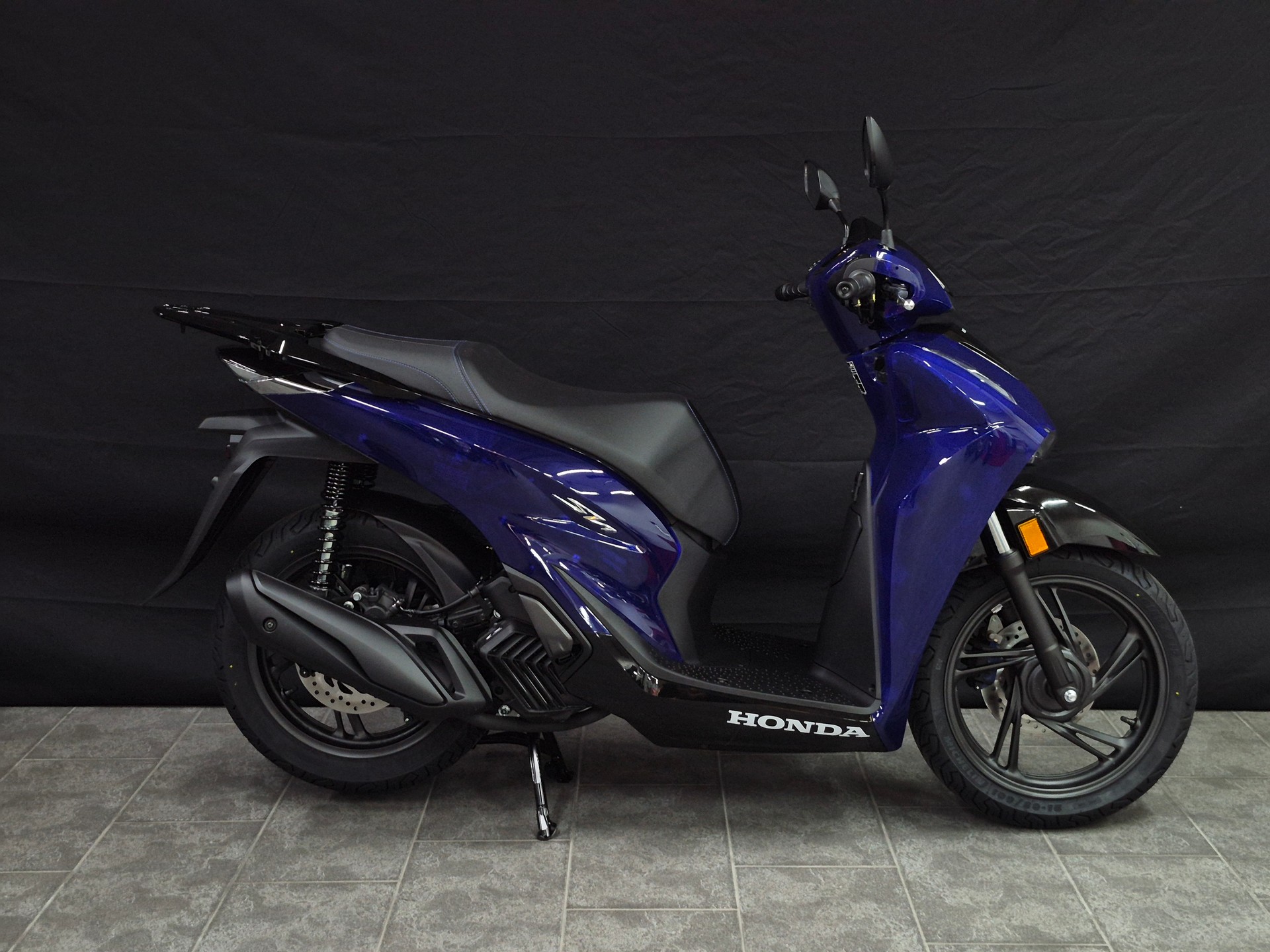 HONDA SH 125 Vetro-image-1