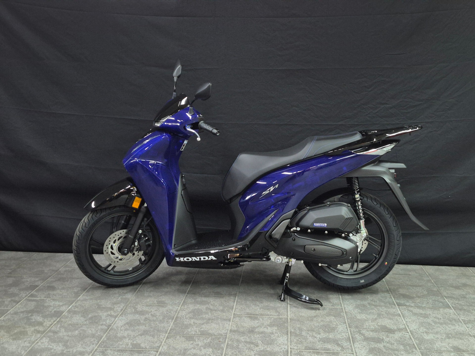 HONDA SH 125 Vetro-image-2