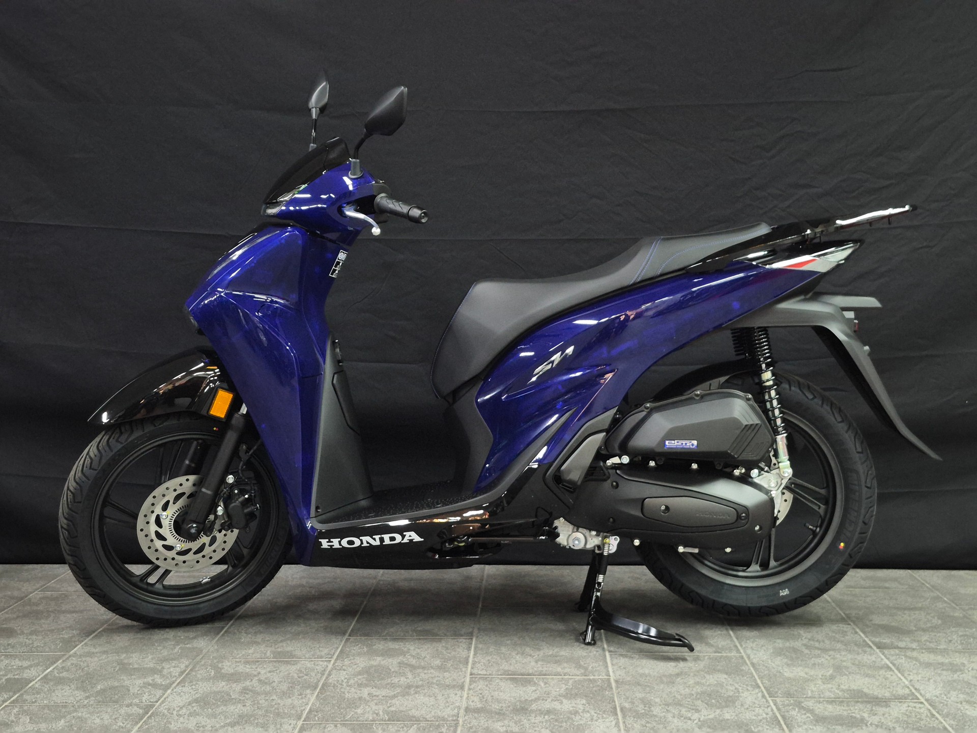 HONDA SH 125 Vetro-image-3