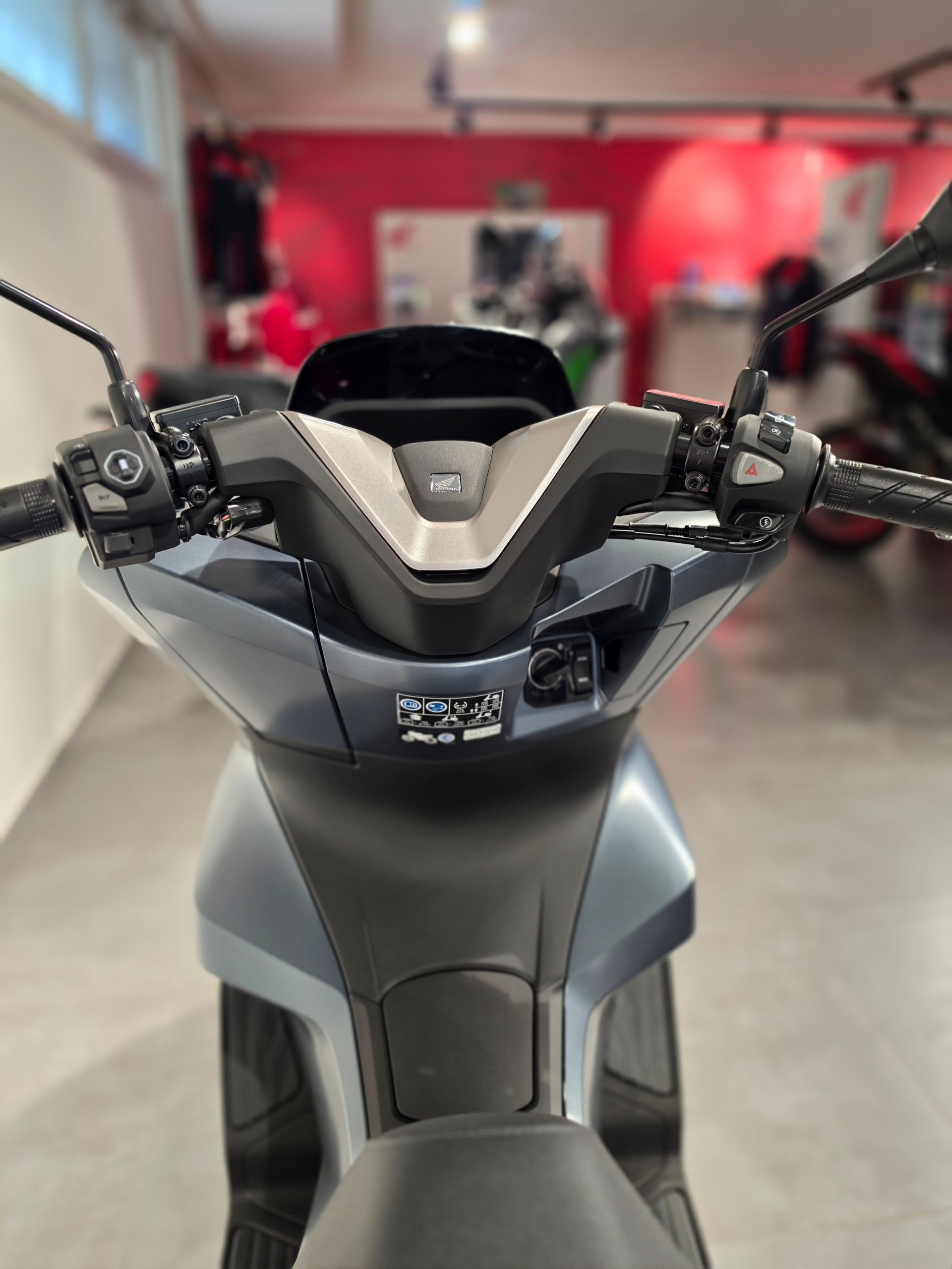 HONDA PCX 125 i ABS-image-9