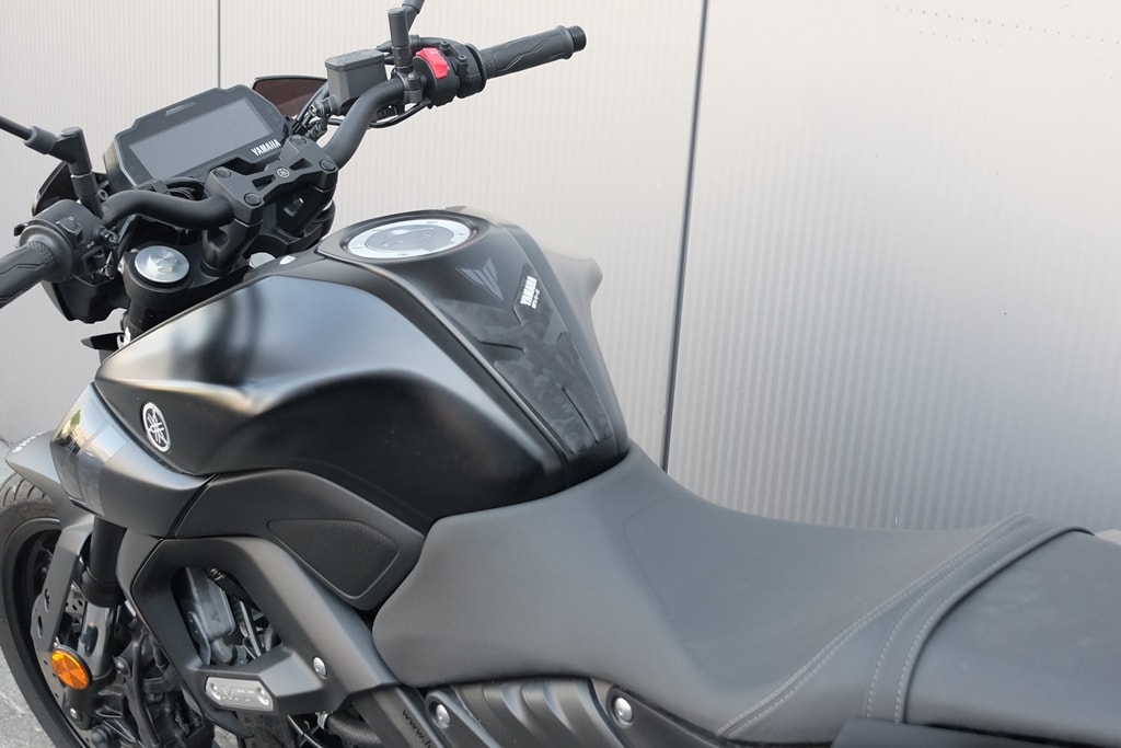 YAMAHA MT-125 ABS-image-2