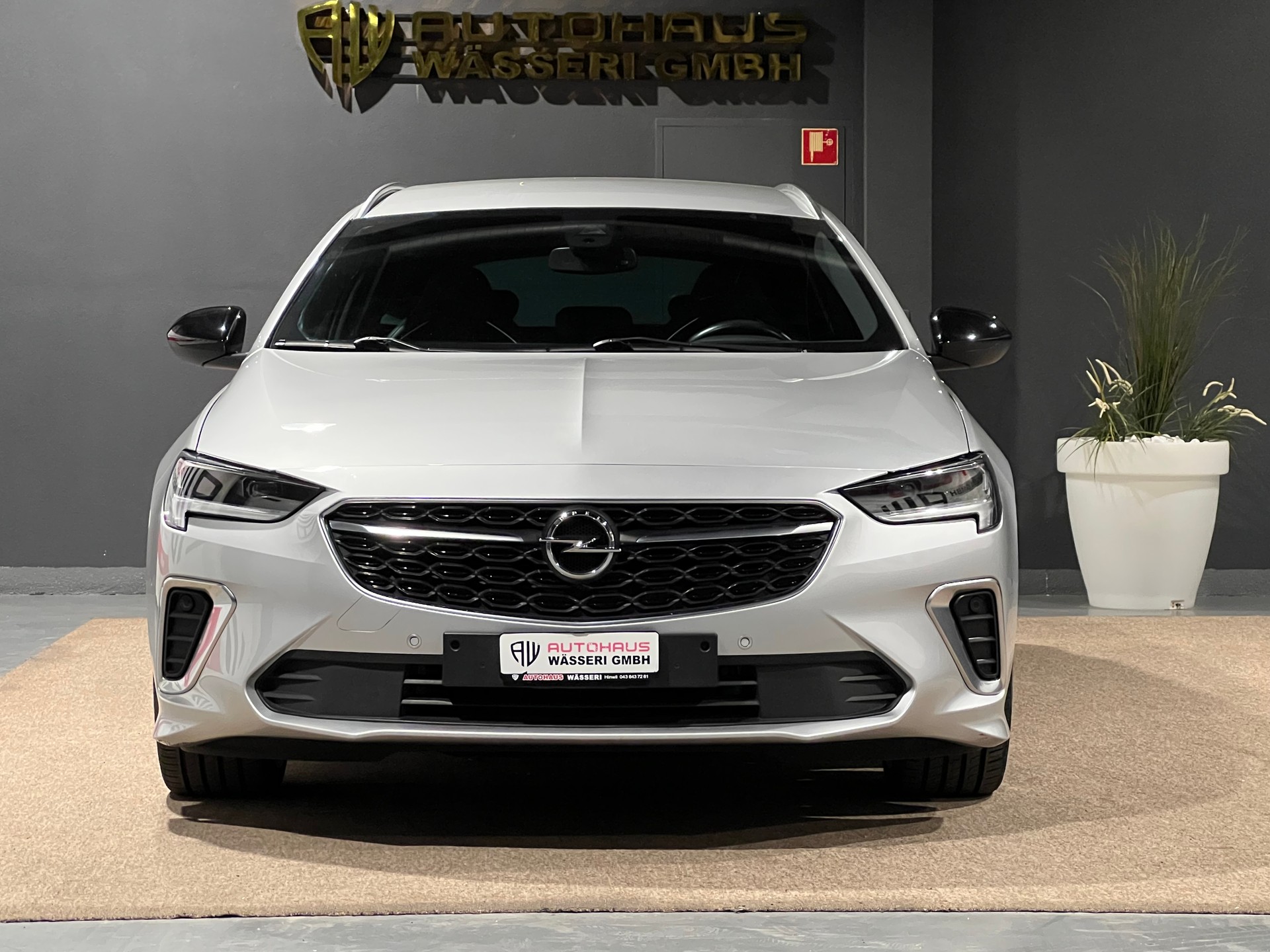 OPEL Insignia 2.0 T Sports Tourer GSi Automatic-image-8