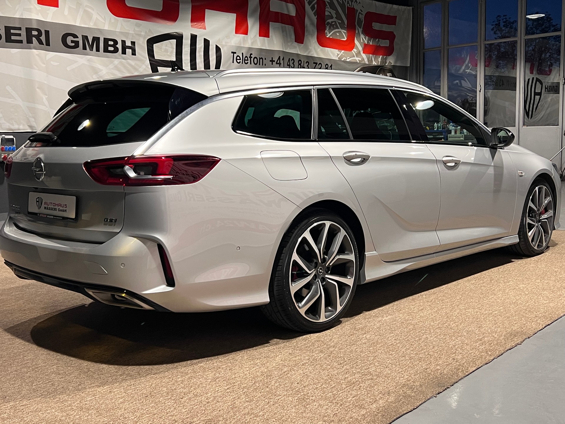 OPEL Insignia 2.0 T Sports Tourer GSi Automatic-showroom-element-2