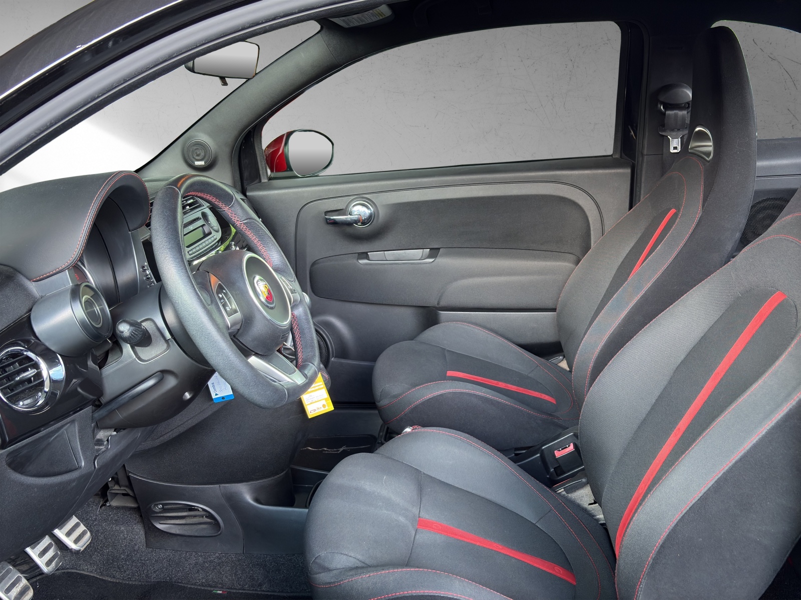 FIAT 500 1.4 16V Turbo Abarth-image-6