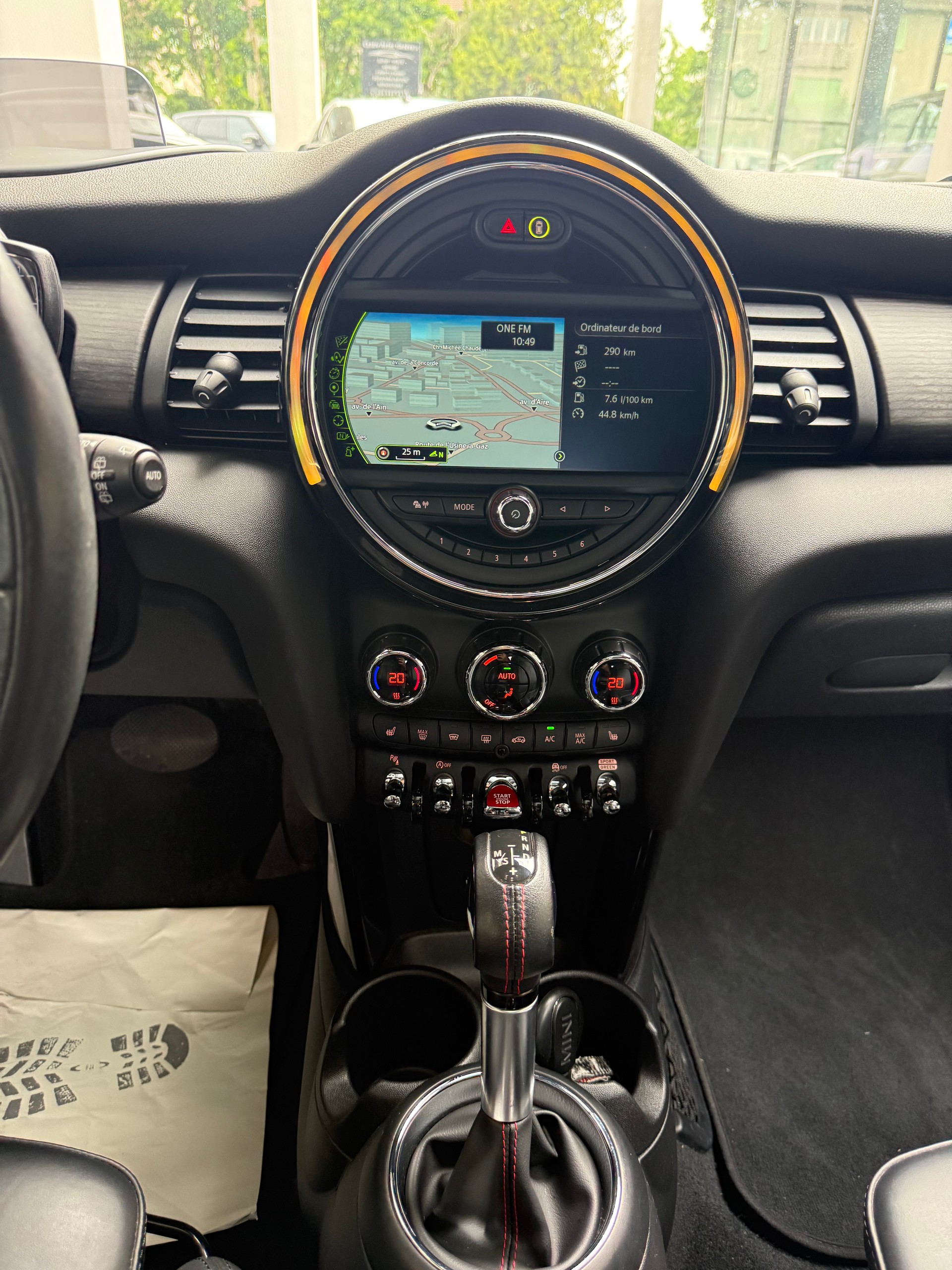MINI Cooper S Steptronic TRAFALGAR-image-12
