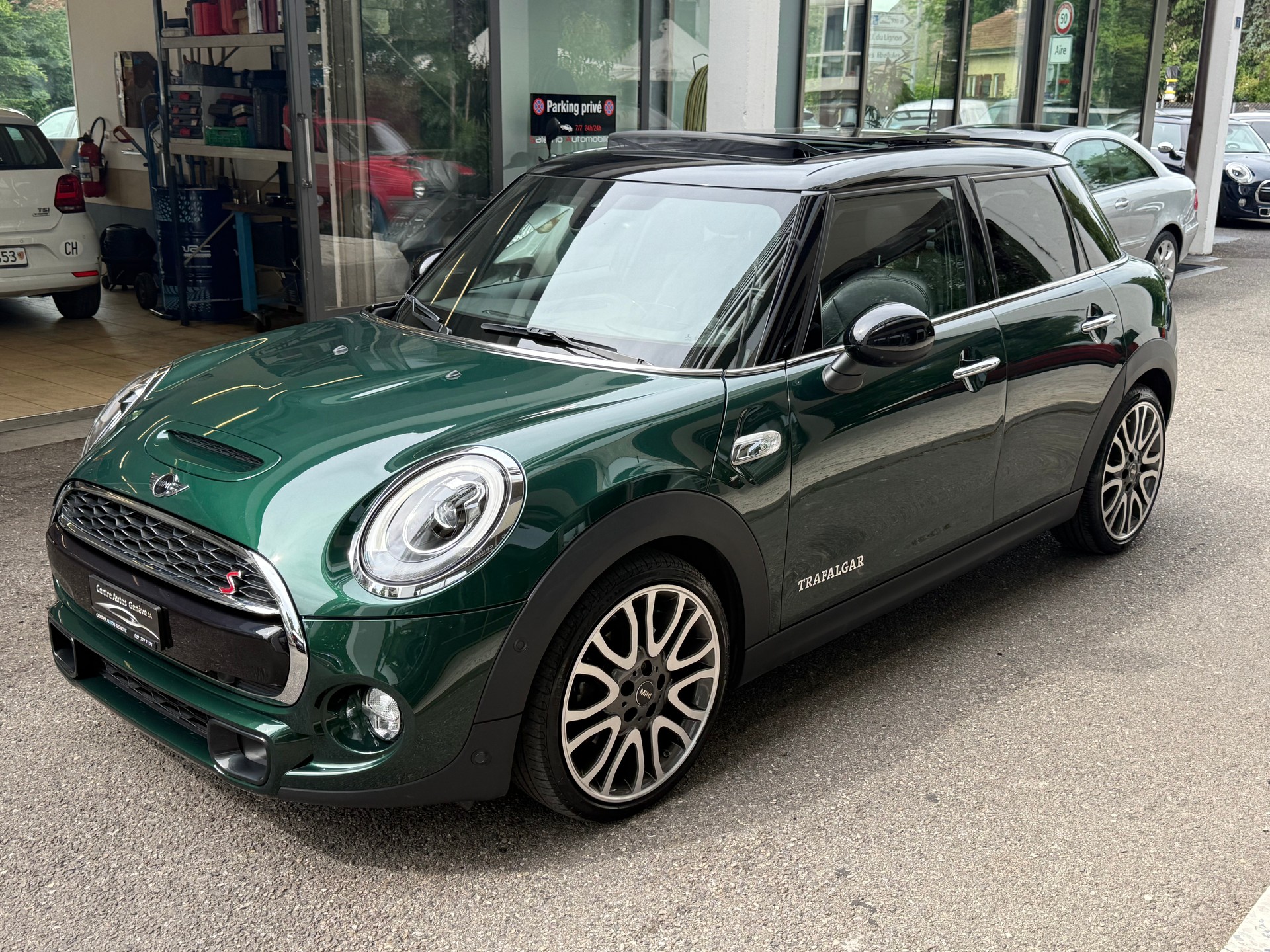 MINI Cooper S Steptronic TRAFALGAR-image-2