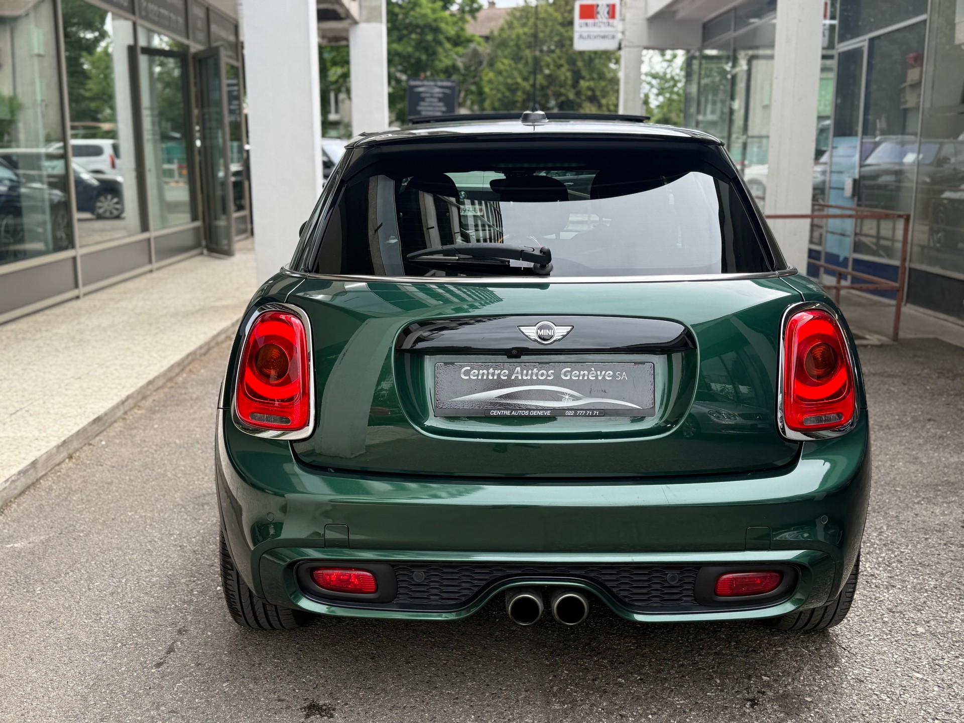 MINI Cooper S Steptronic TRAFALGAR-image-3