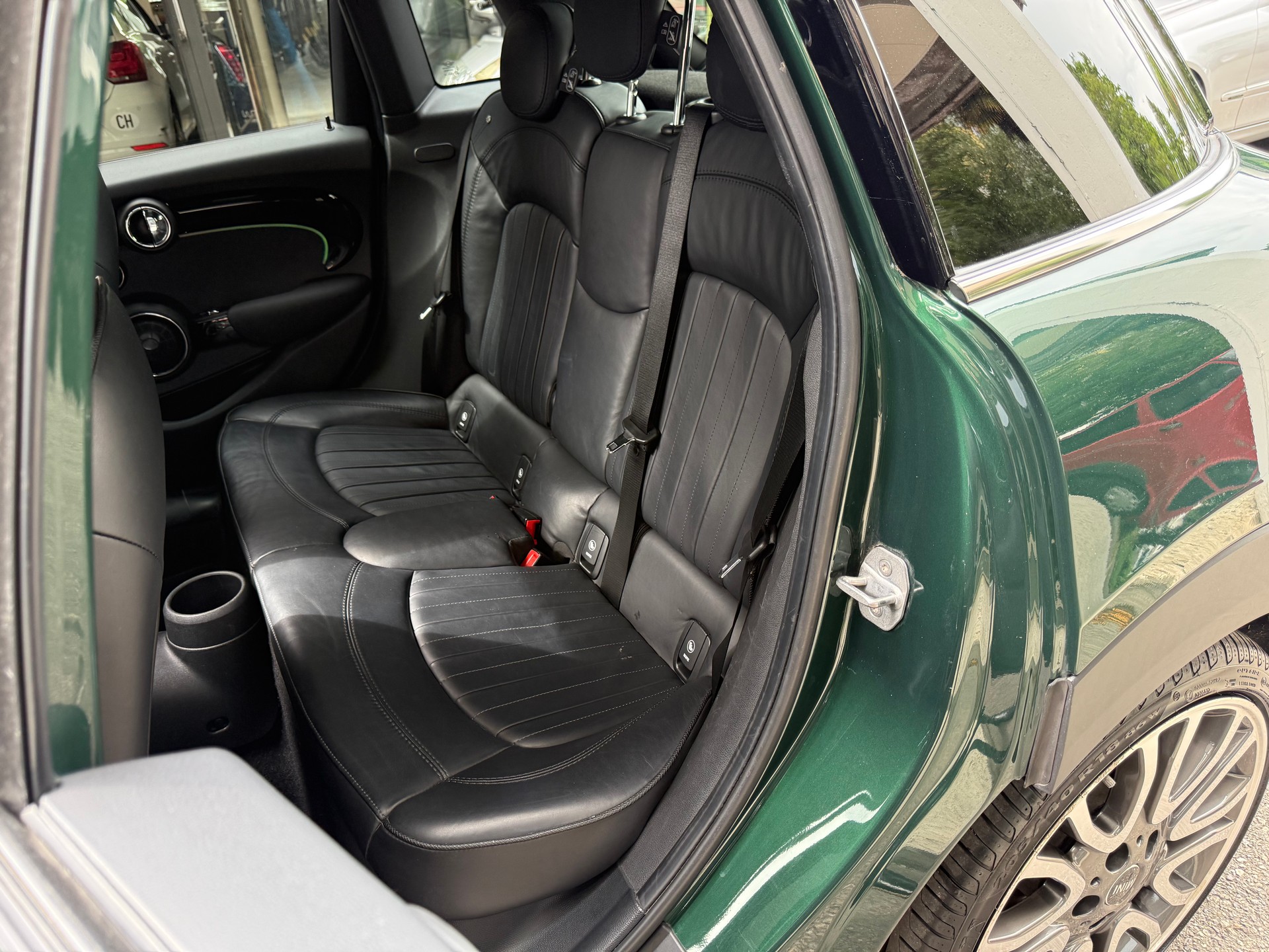 MINI Cooper S Steptronic TRAFALGAR-image-9