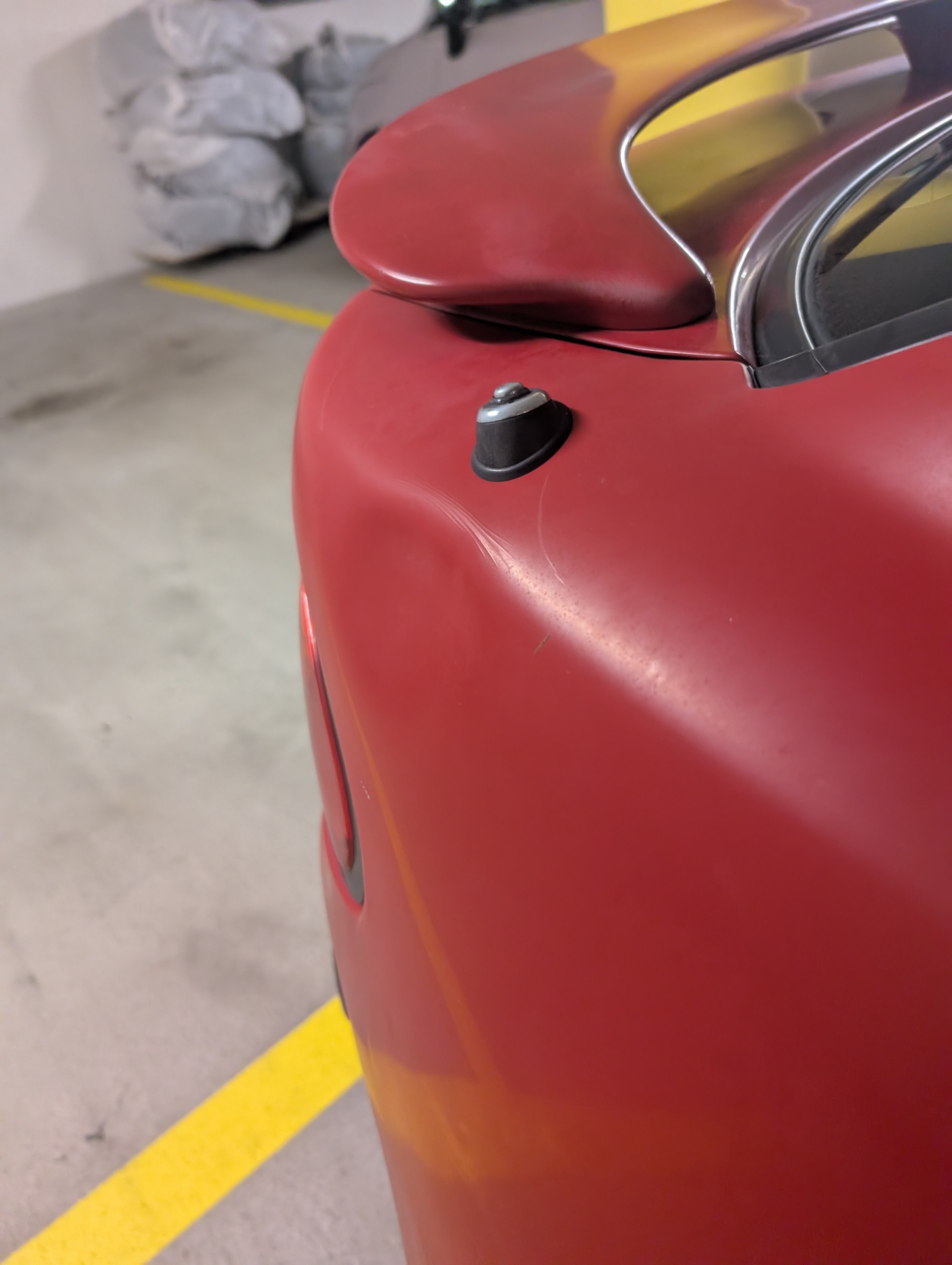 MAZDA 1.5i 16V-image-1