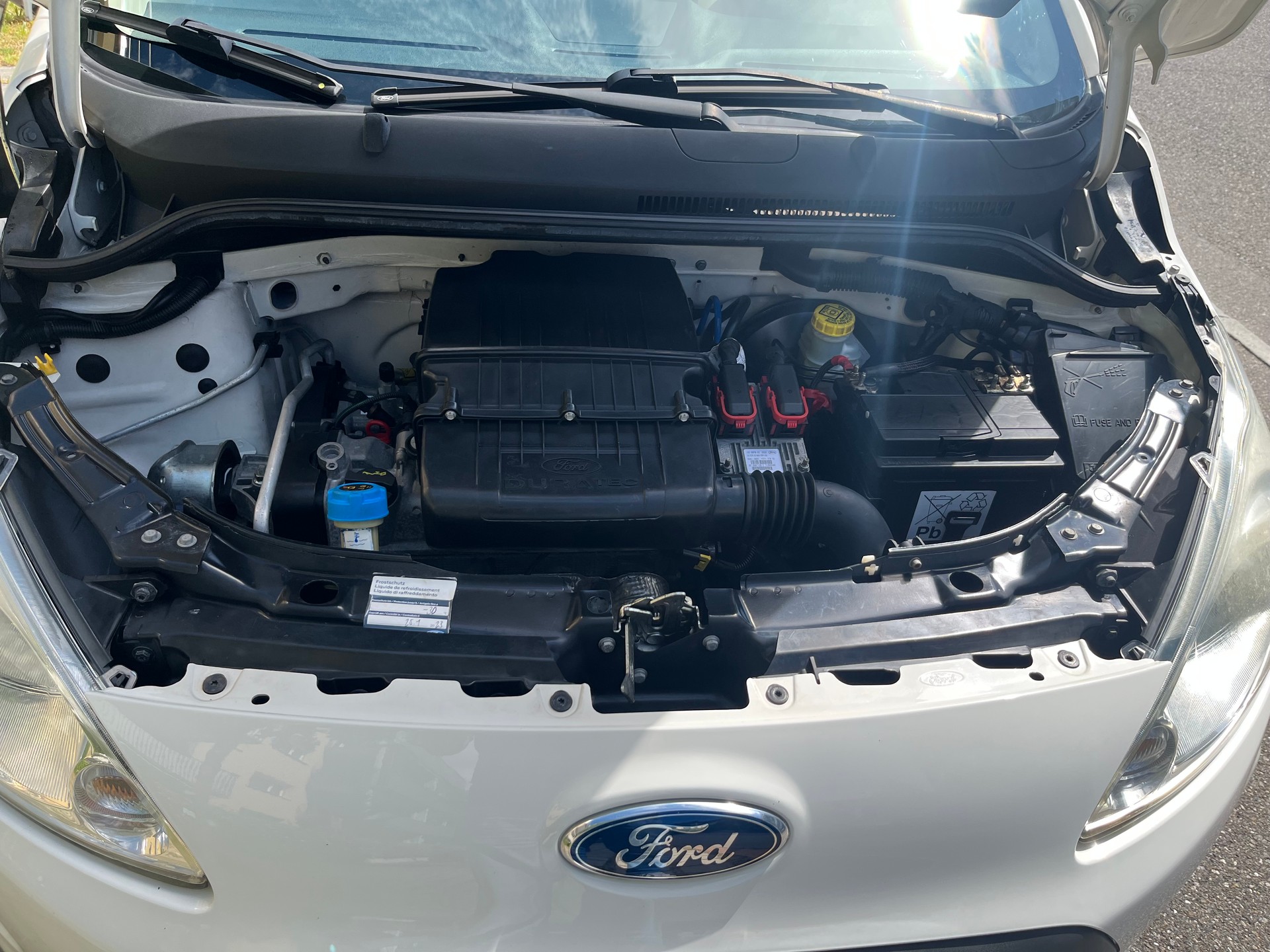 FORD KA 1.25 Titanium-image-9