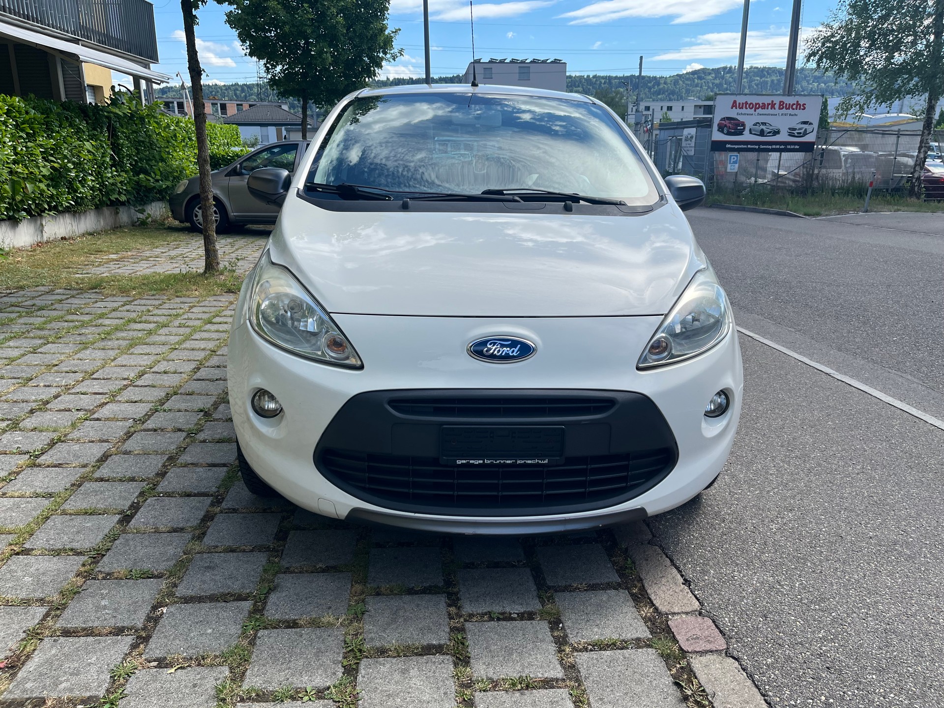 FORD KA 1.25 Titanium-image-1