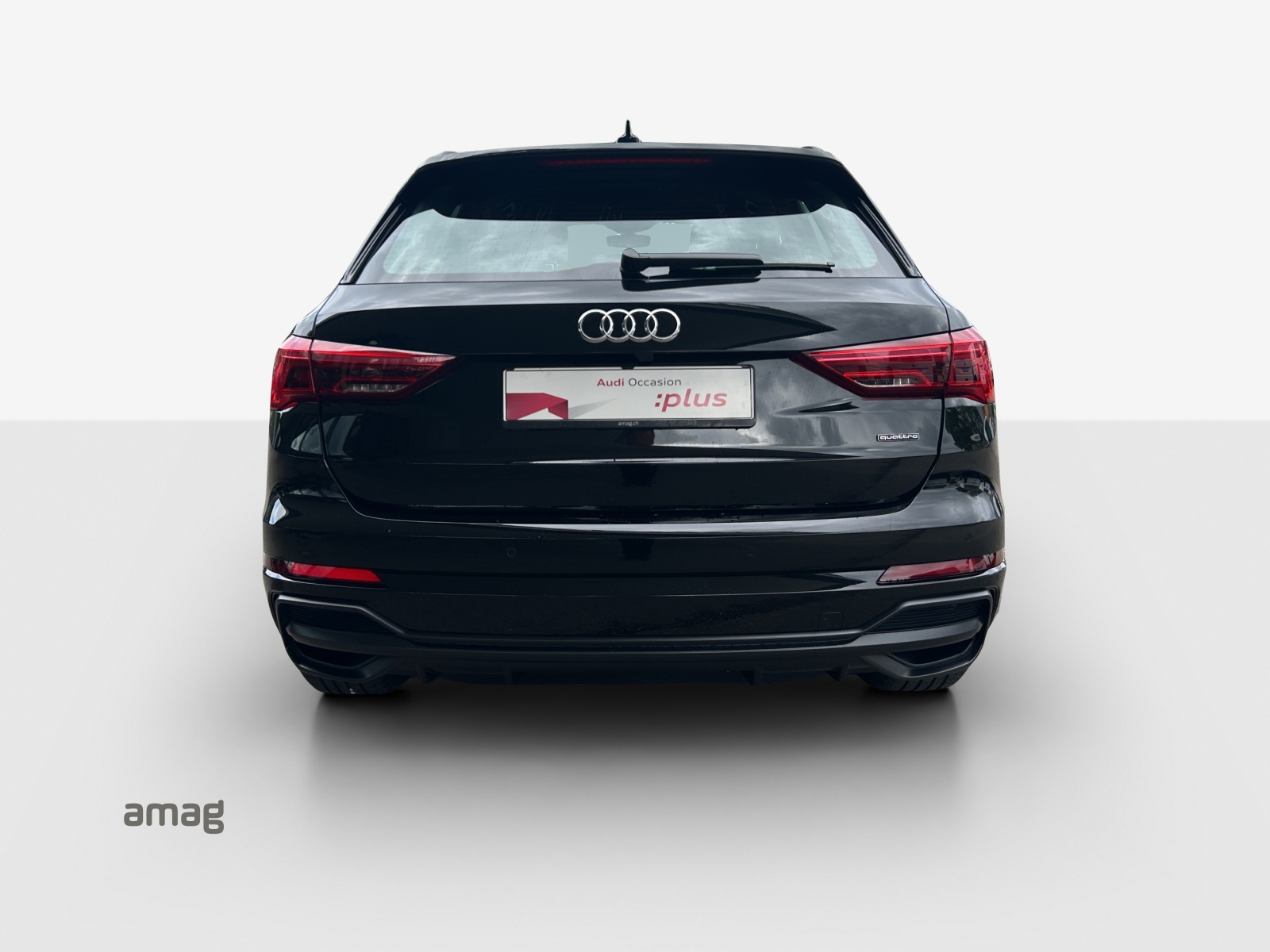 AUDI Q3 40 TDI S line Attraction quattro S-tronic-showroom-element-3