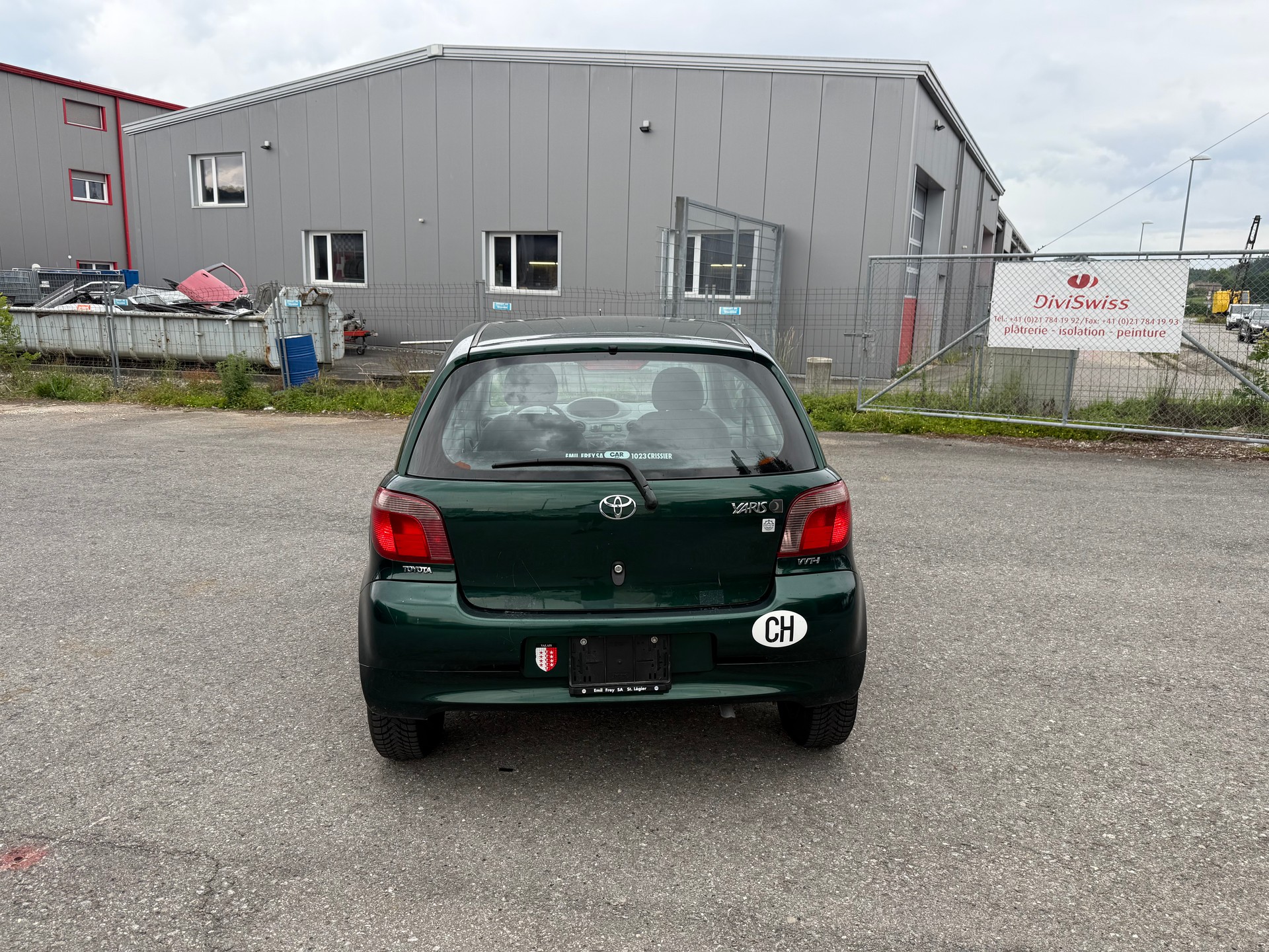 TOYOTA Yaris 1.3 Linea Sol-image-12
