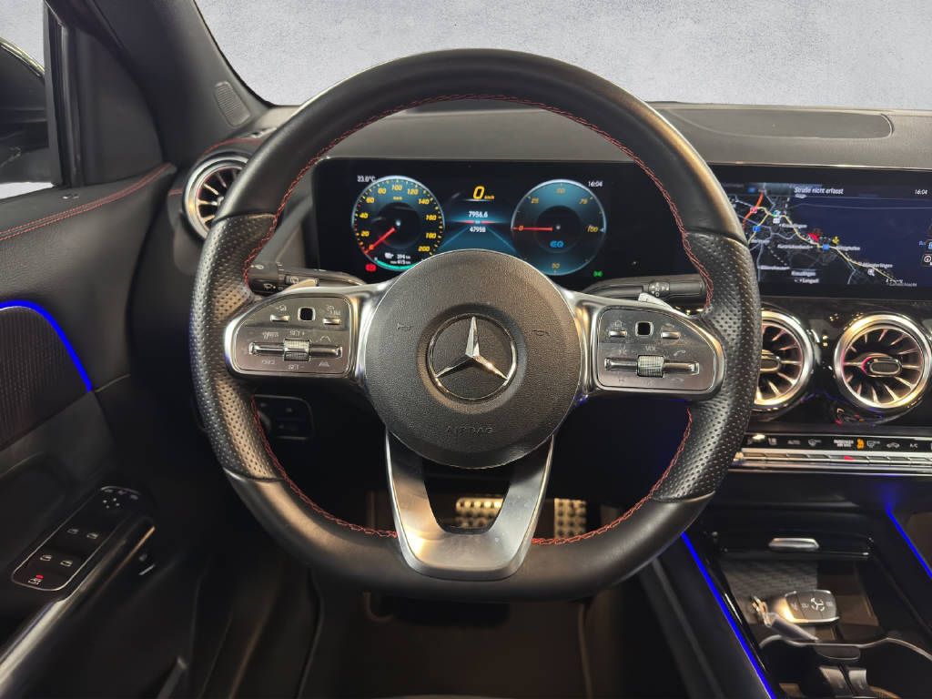 MERCEDES-BENZ EQA 350 AMG Line 4Matic Swiss Star-image-11