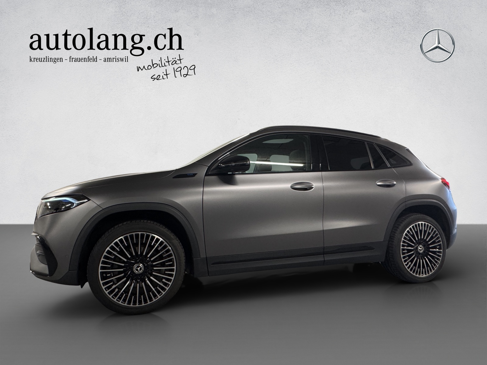 MERCEDES-BENZ EQA 350 AMG Line 4Matic Swiss Star-showroom-element-2