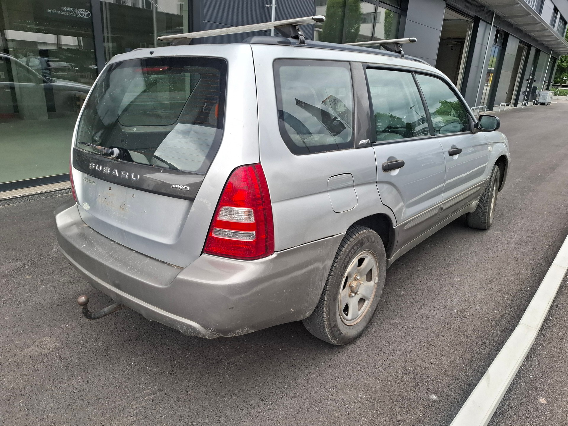 SUBARU Forester 2.0X Advantage-image-1