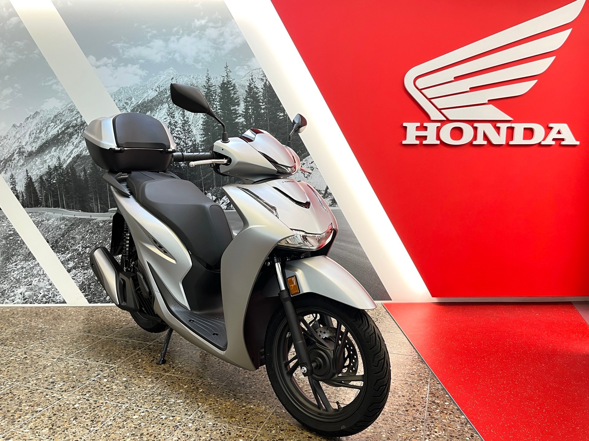 HONDA SH 125 Smart Top-Box 2026 mit TFT Display-image-2