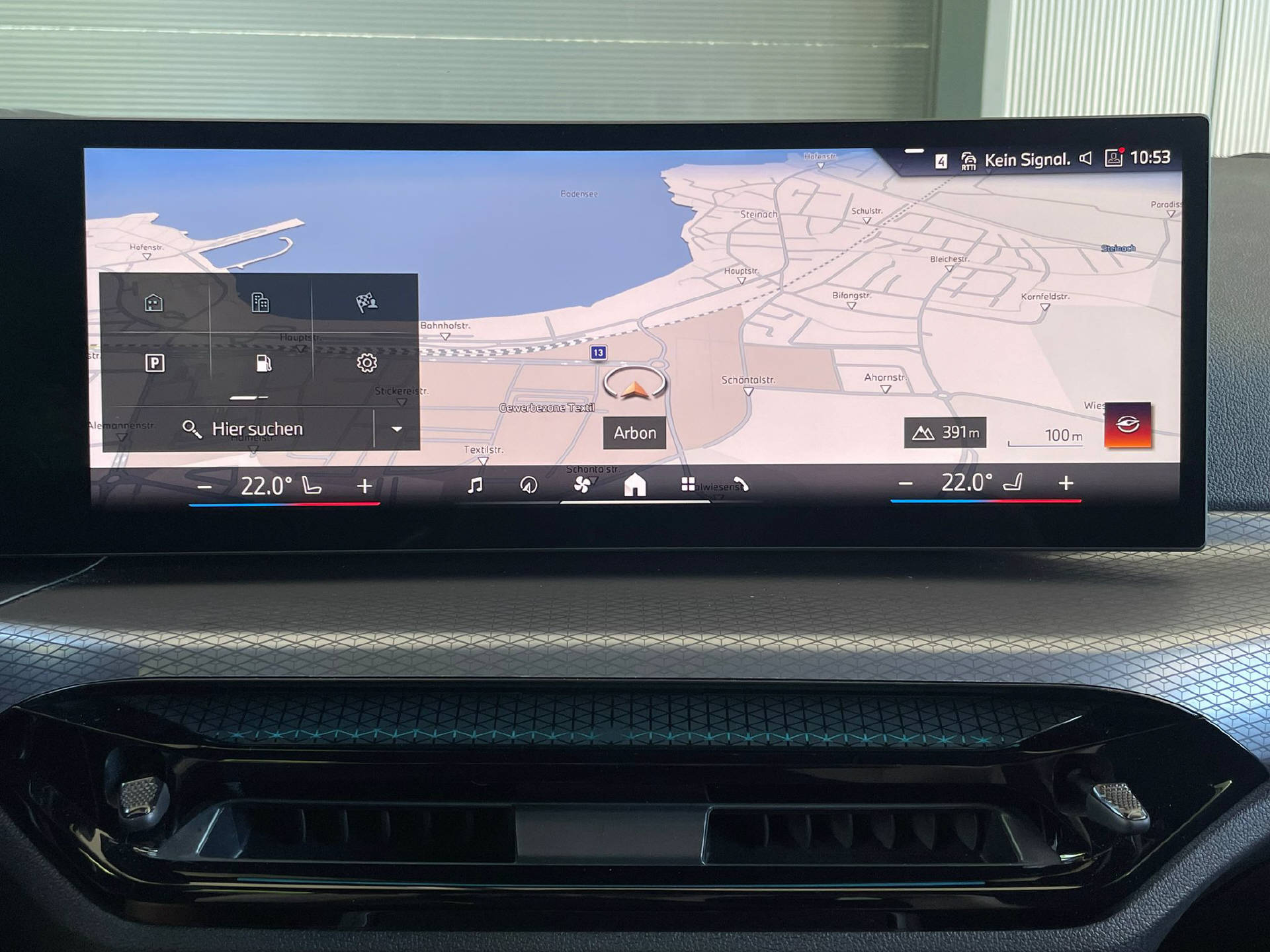 BMW 330e xDrive SAG Touring-image-14