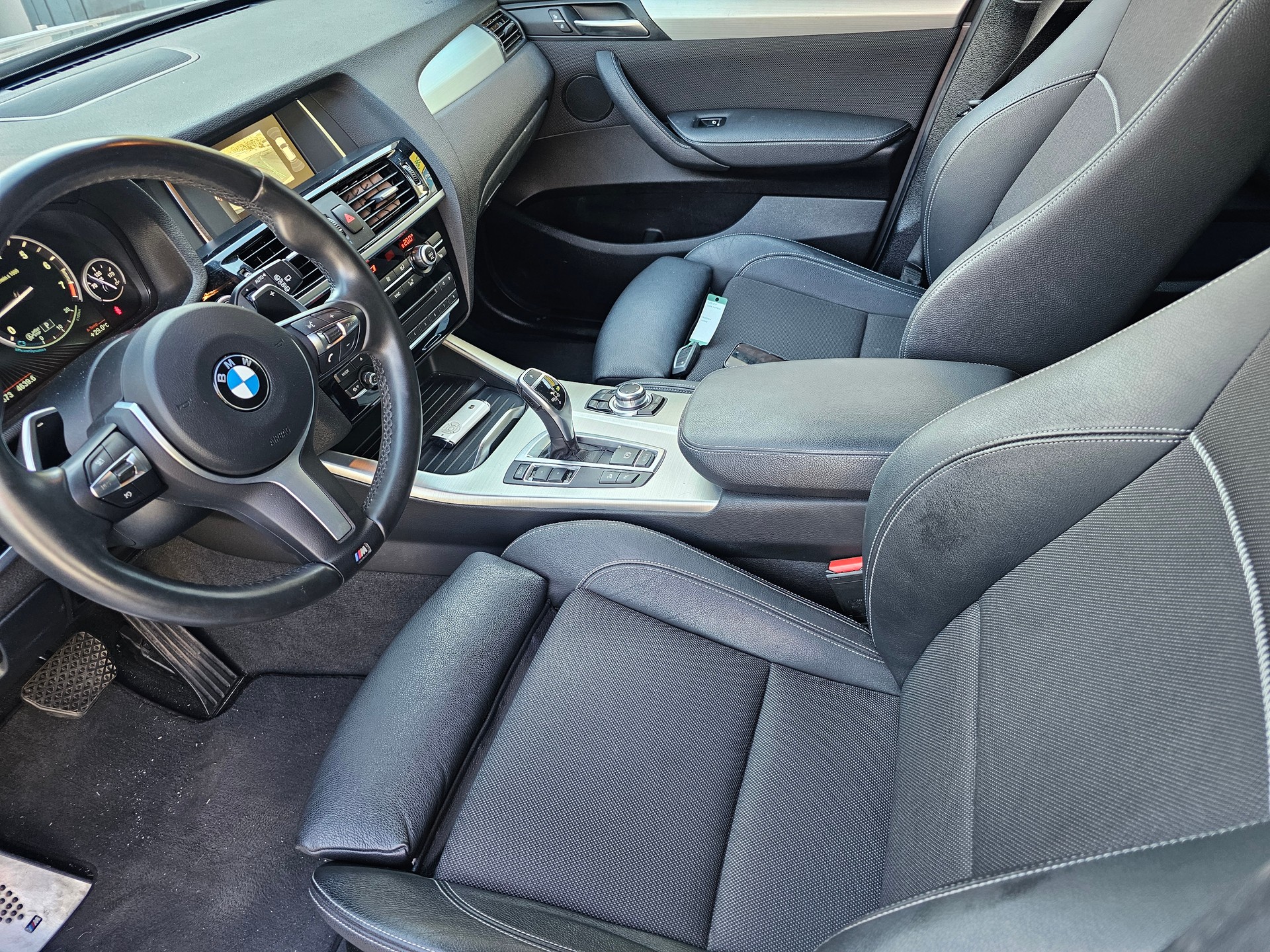 BMW X3 xDrive 28i Steptronic-image-1
