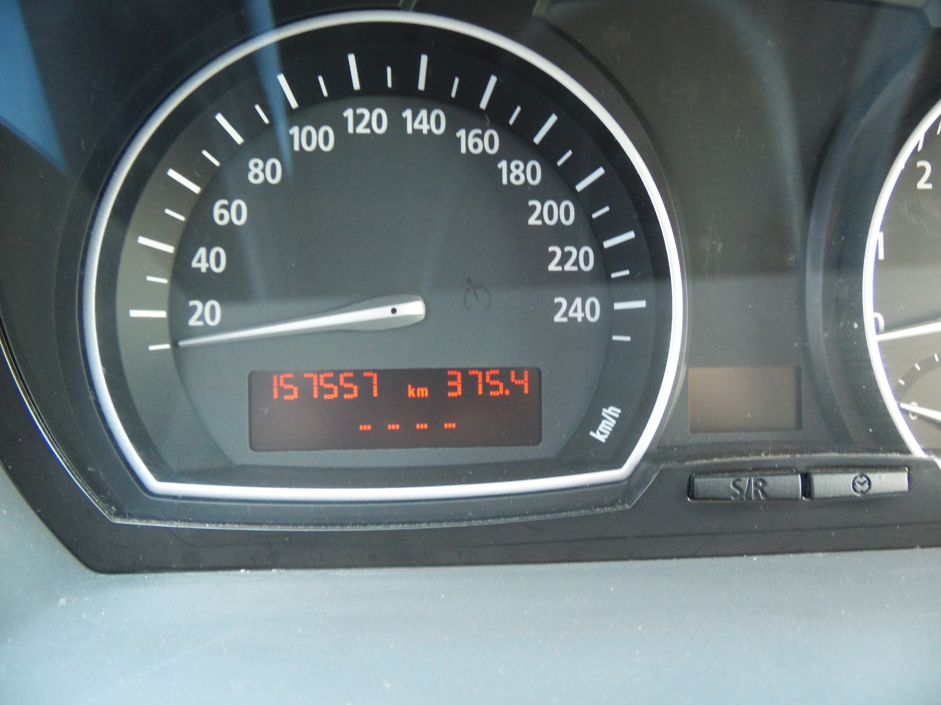 BMW X3 3.0i-image-8