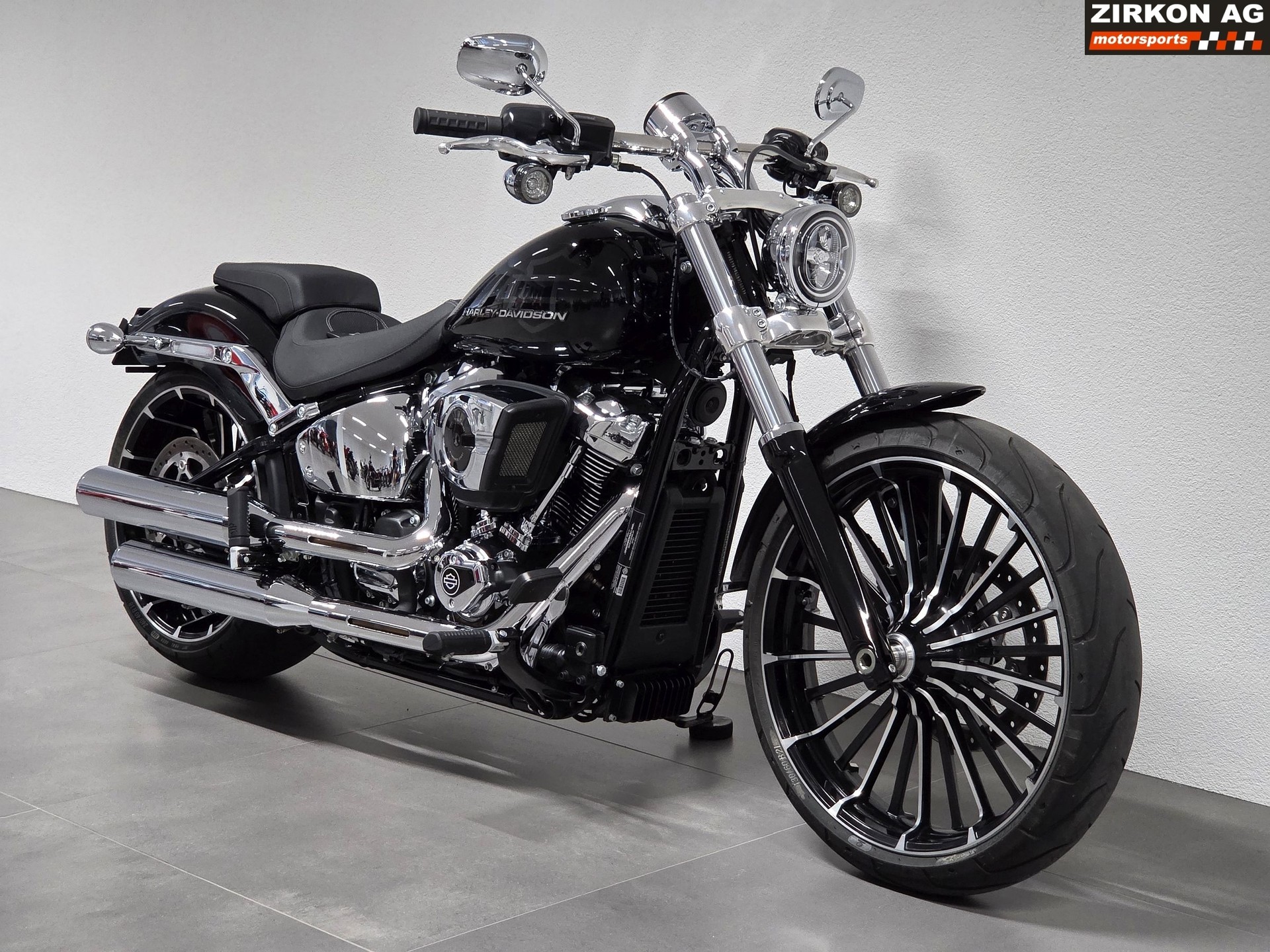 HARLEY-DAVIDSON FXBR Breakout 117ci-image-2