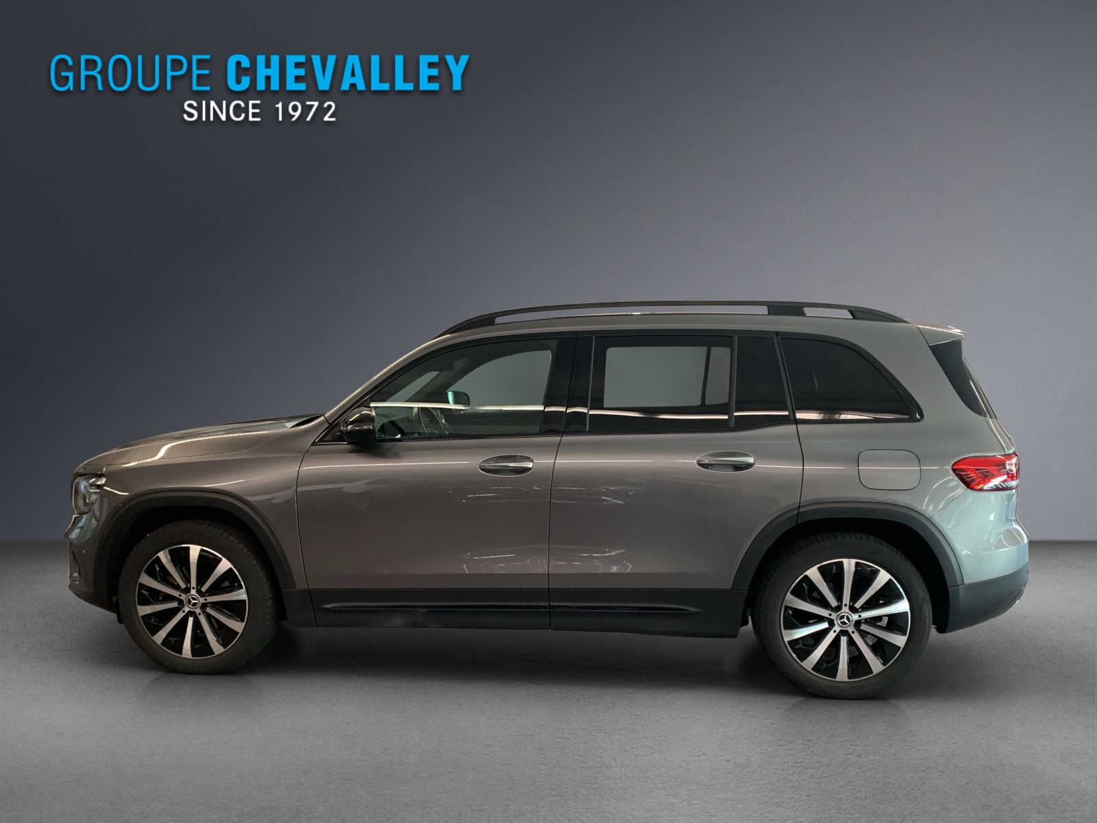 MERCEDES-BENZ GLB 200 Progressive 4M-showroom-element-3