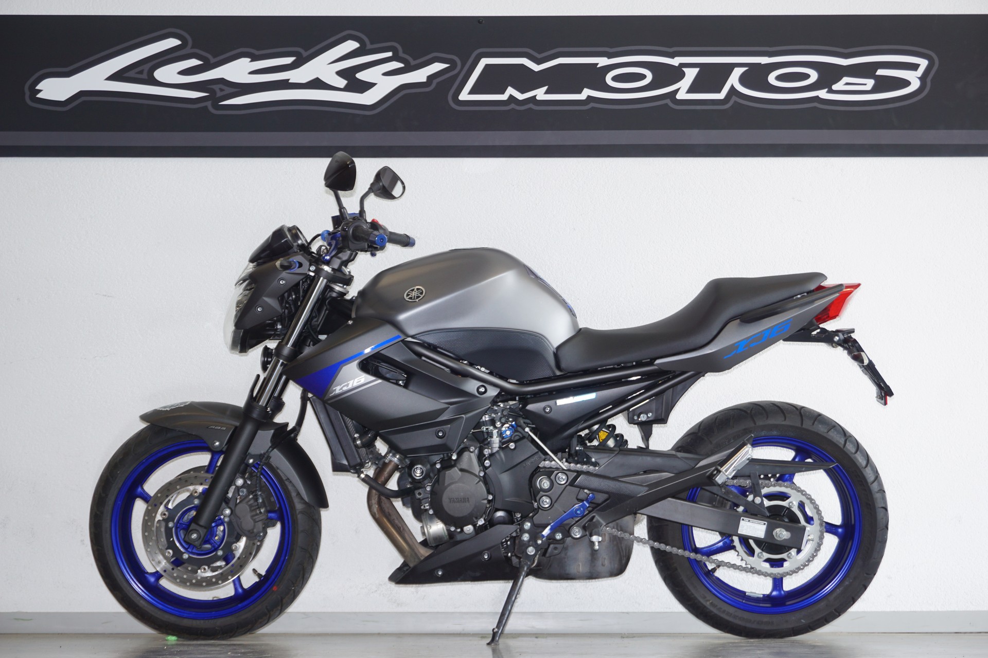 YAMAHA XJ 6 N ABS-image-0