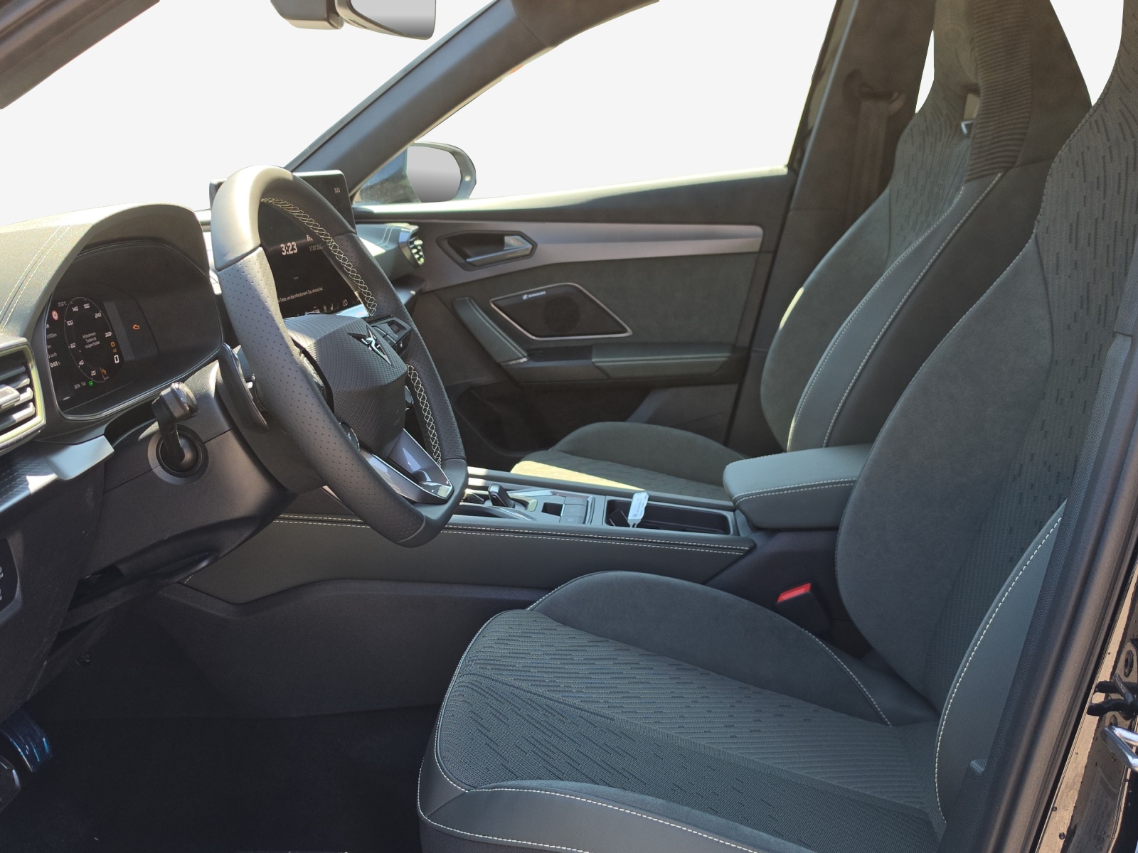 CUPRA Formentor 1.5 TSI DSG-image-7