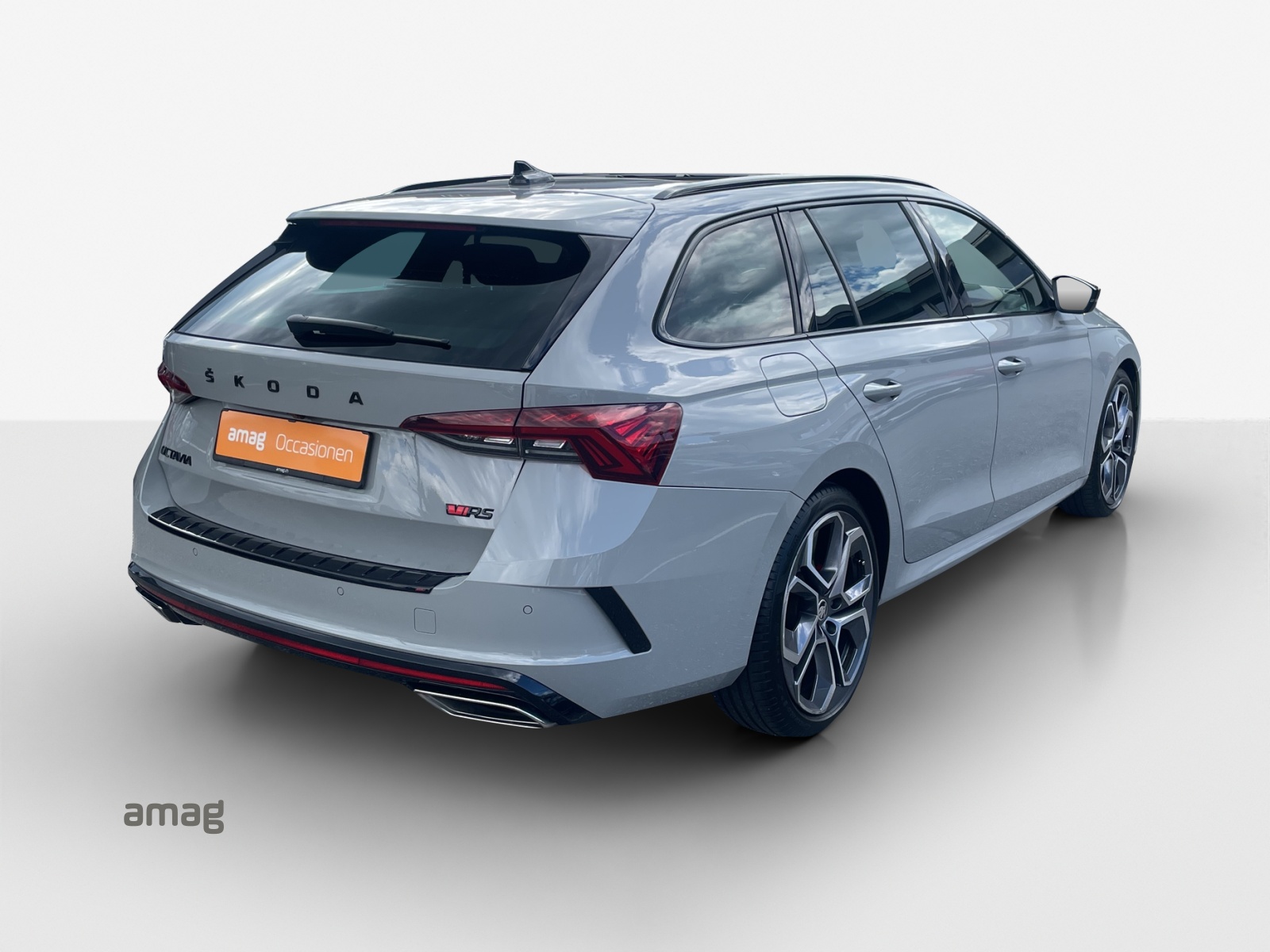 SKODA Octavia Combi 2.0 TDI DSG RS 4x4-image-4
