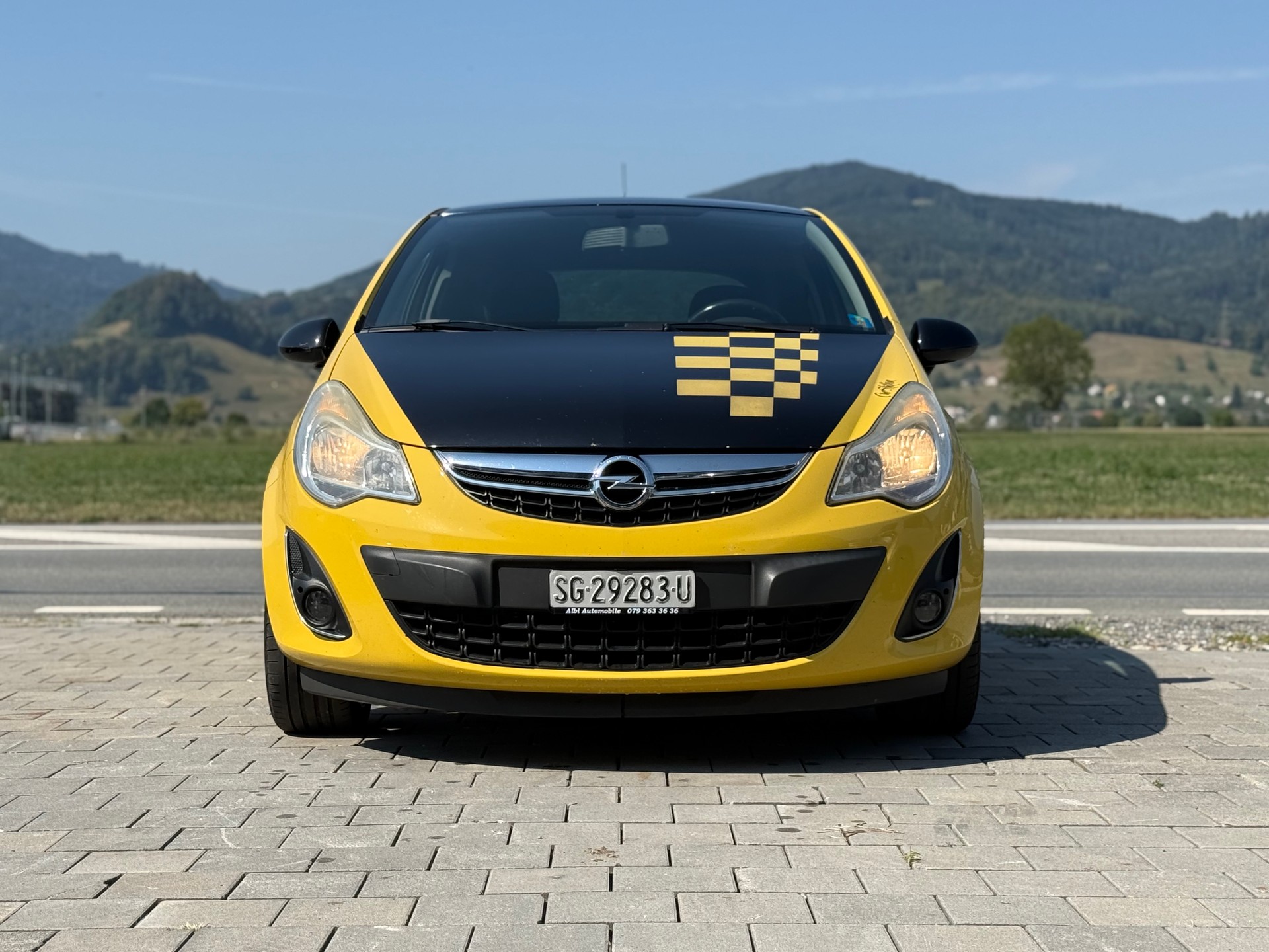 OPEL Corsa 1.2 TP Color Edition-image-2