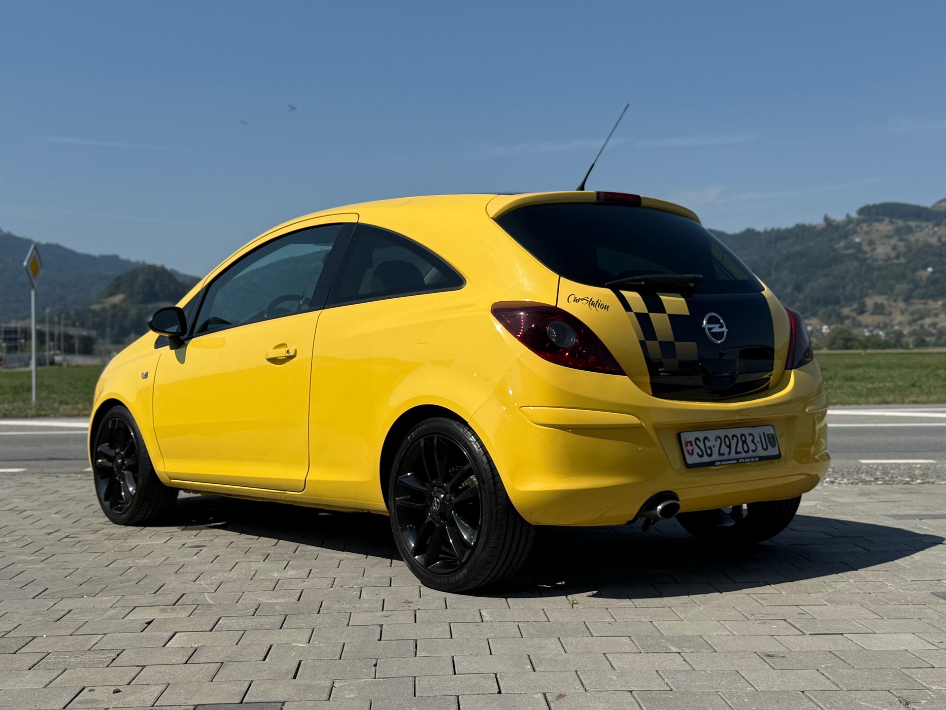OPEL Corsa 1.2 TP Color Edition-image-7