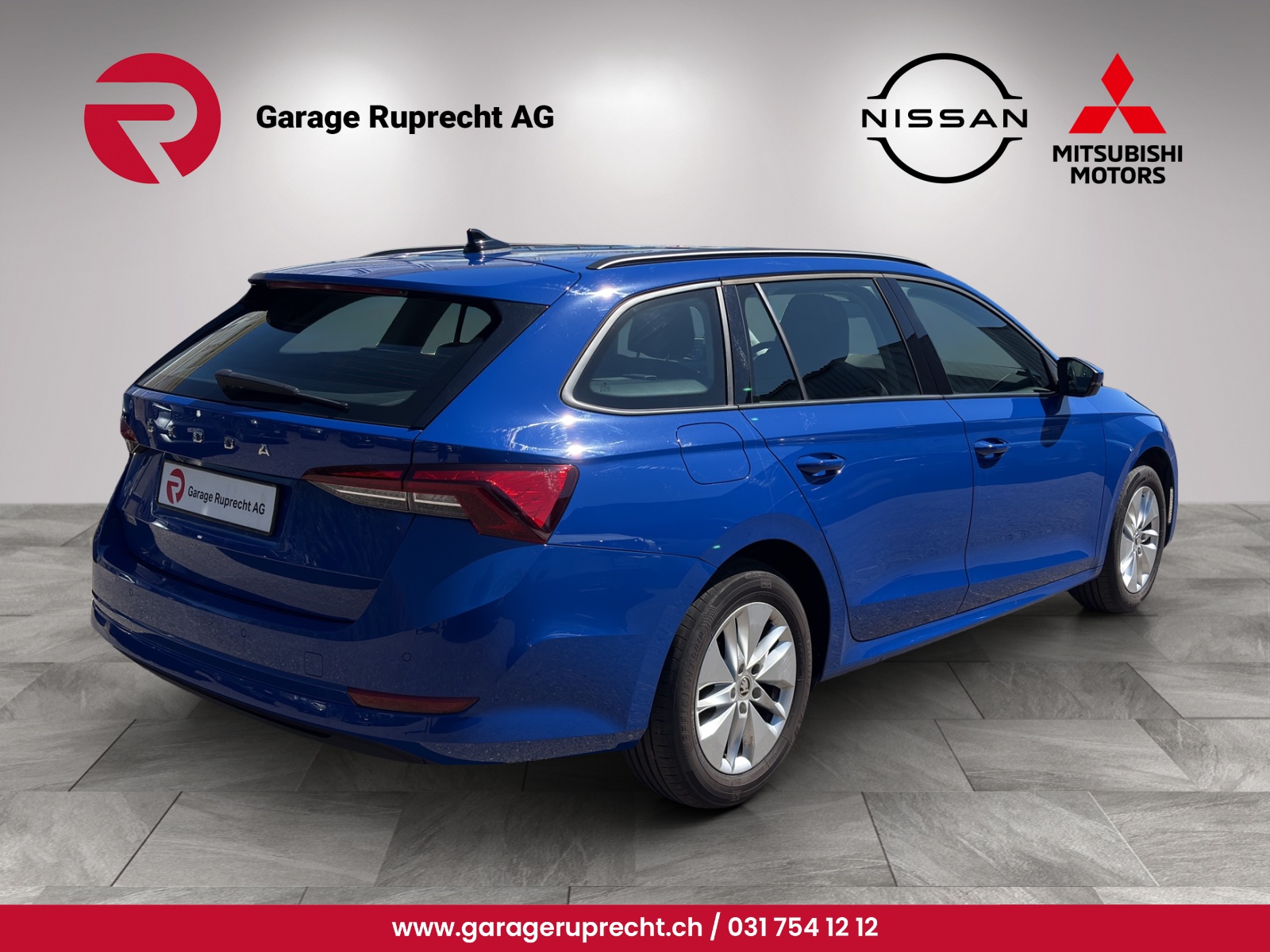 SKODA Octavia Combi 2.0 TDI Ambition DSG-image-3