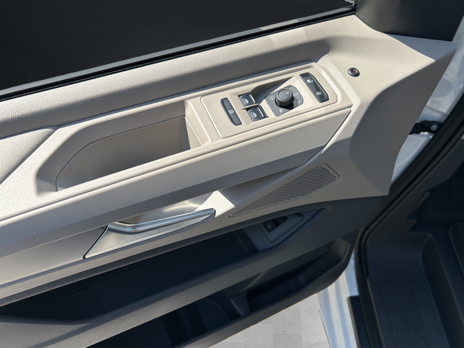 VW California eHybrid Beach Tour 4Motion-image-16
