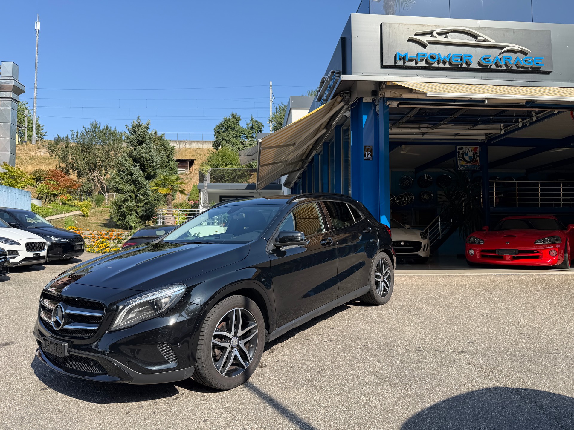 MERCEDES-BENZ GLA 200 Night Star