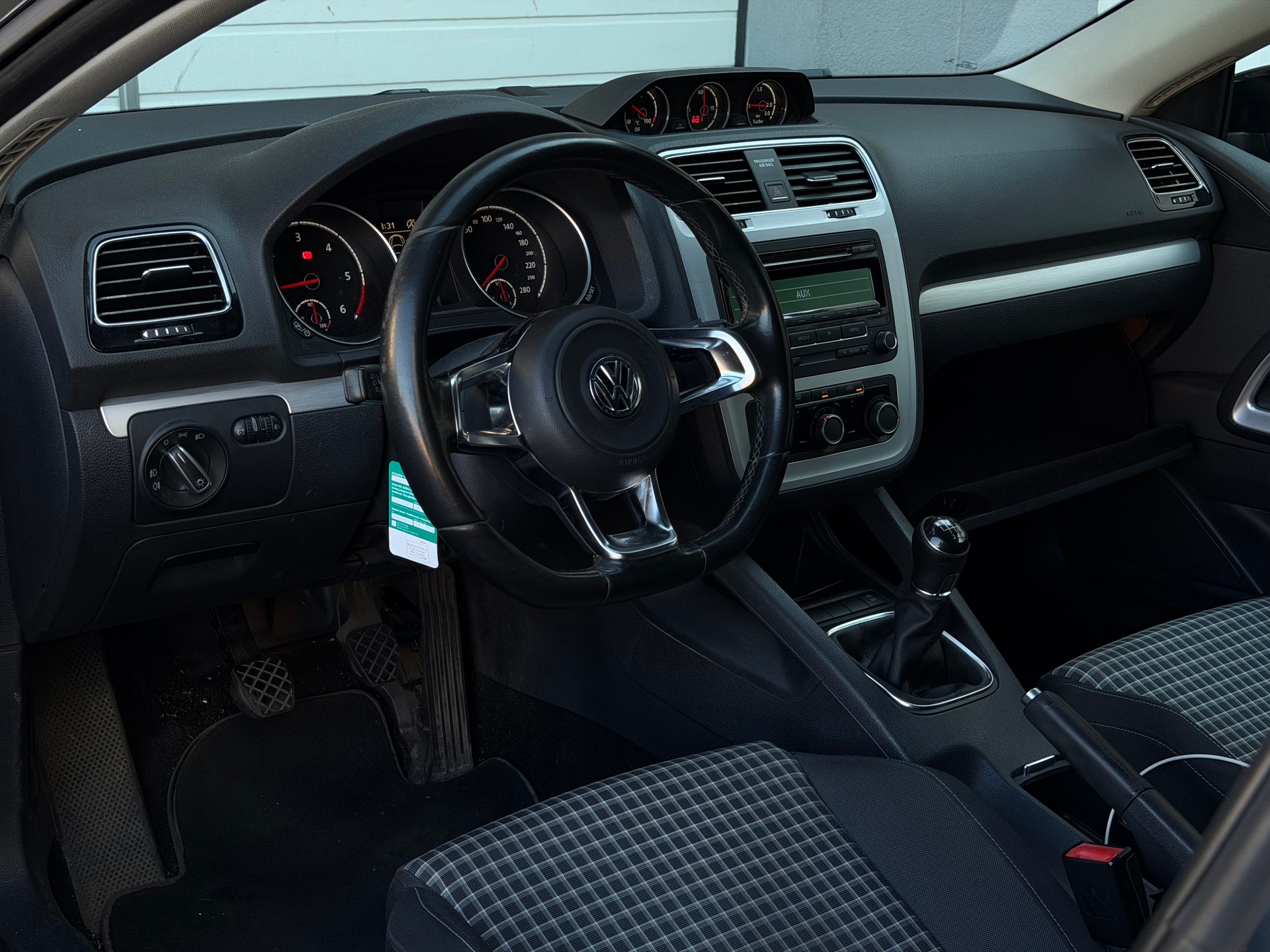 VW Scirocco 2.0 TDI BMT*Frisch ab MFK&Service*CH-FHZ*4 neue Winterreifen inkl.*-image-9