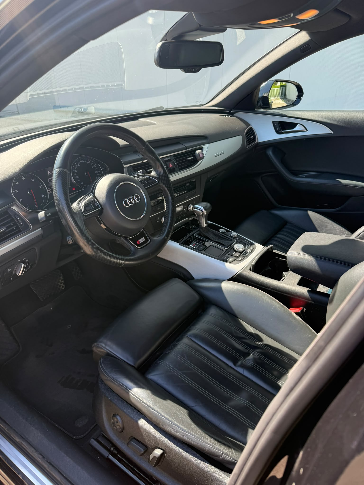 AUDI A6 Avant 3.0 TFSI V6 quattro S-tronic-showroom-element-3