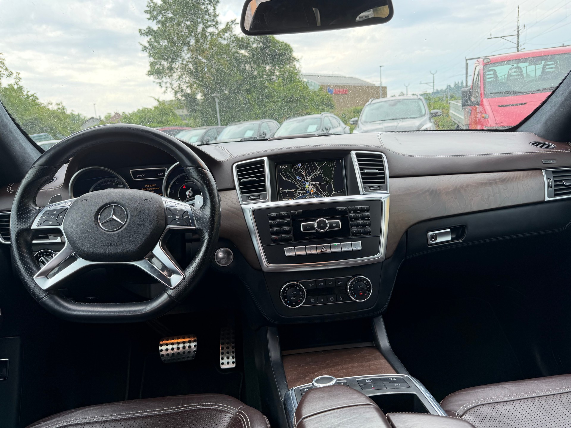 MERCEDES-BENZ ML 63 AMG 4Matic Speedshift-image-8