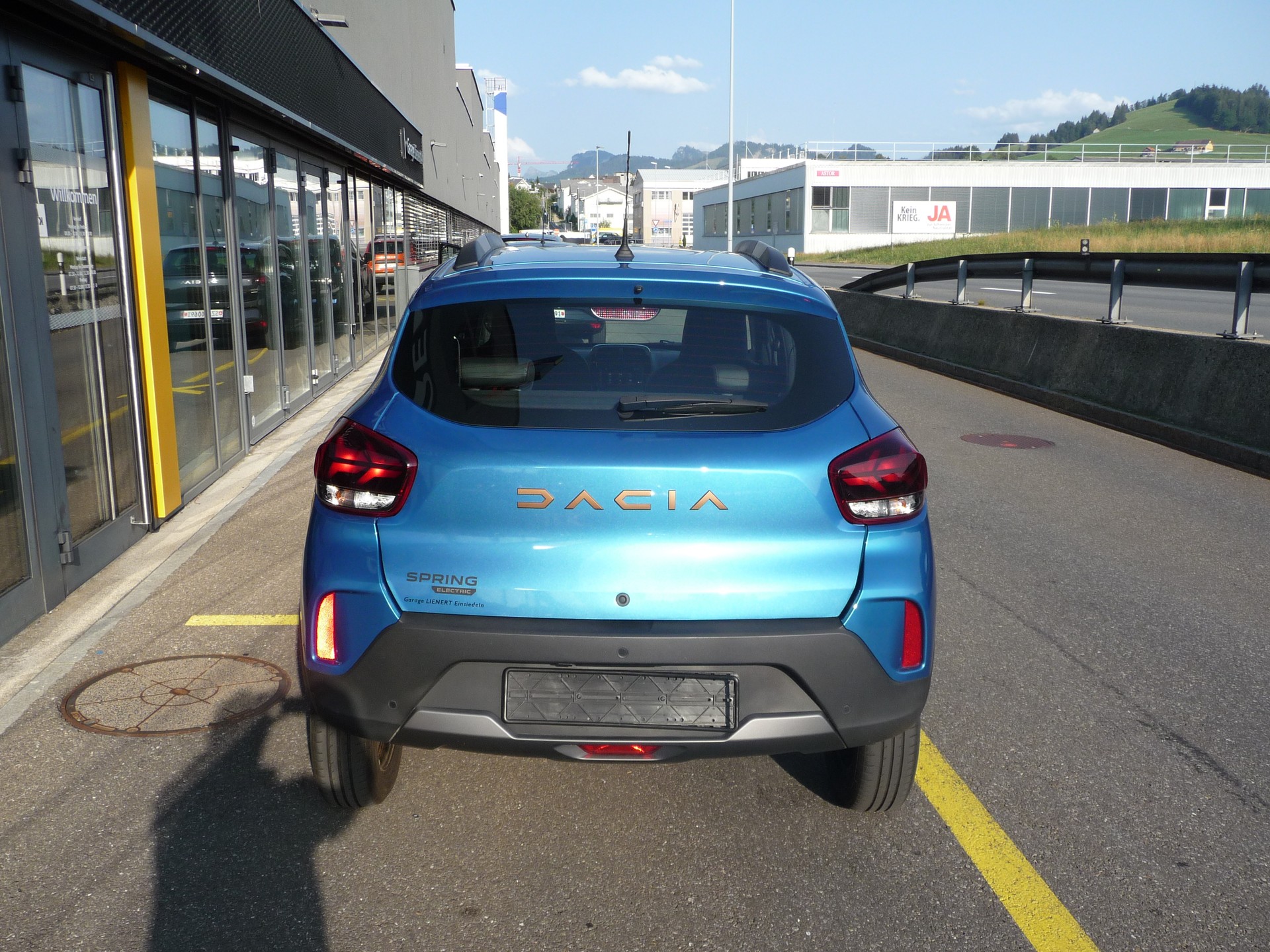 DACIA Spring 27 kWh Electric 65 Extreme-image-6