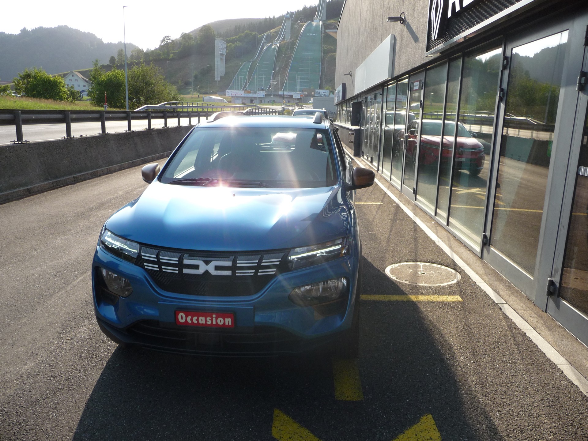 DACIA Spring 27 kWh Electric 65 Extreme-showroom-element-2