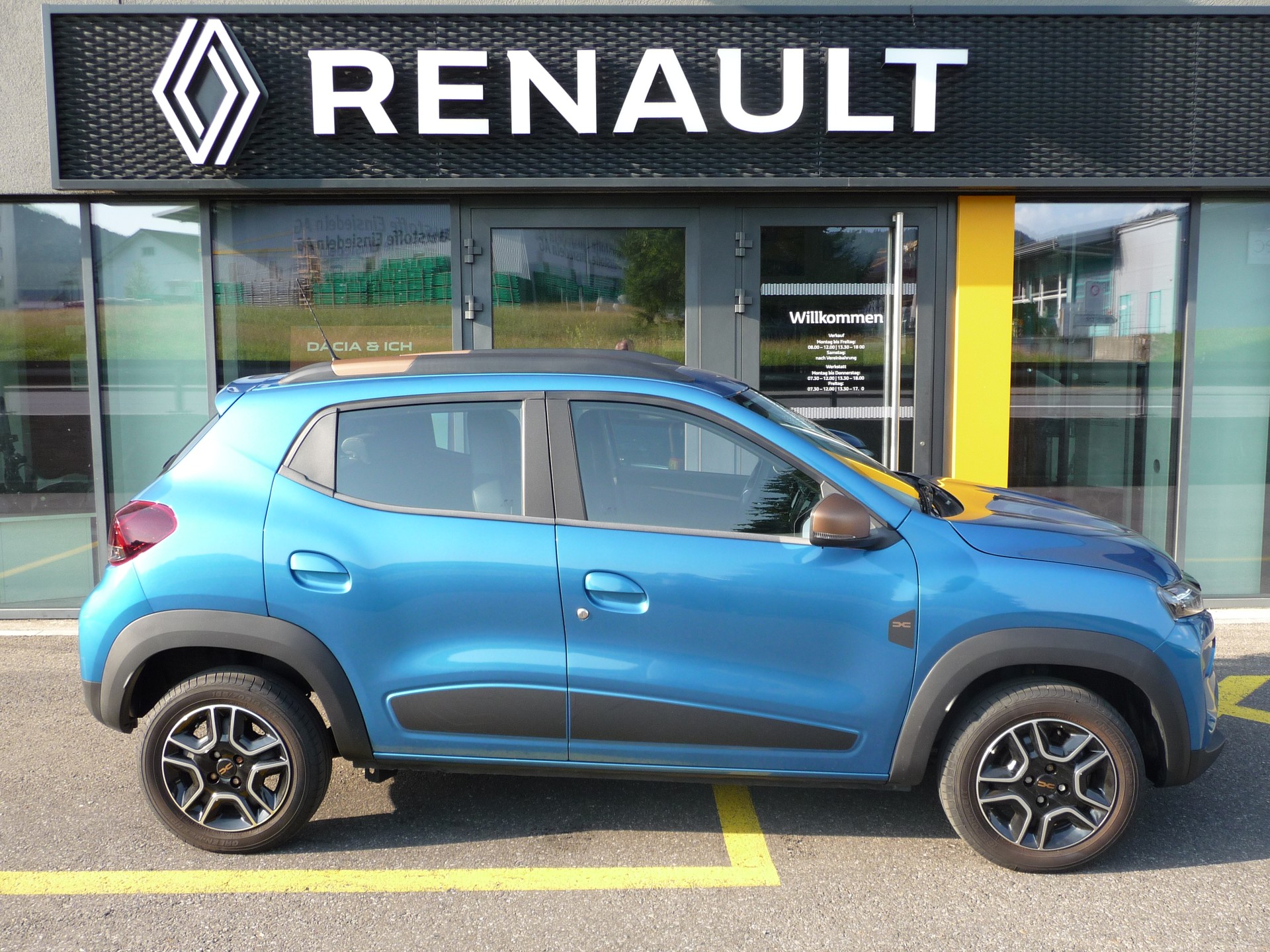 DACIA Spring 27 kWh Electric 65 Extreme-image-4