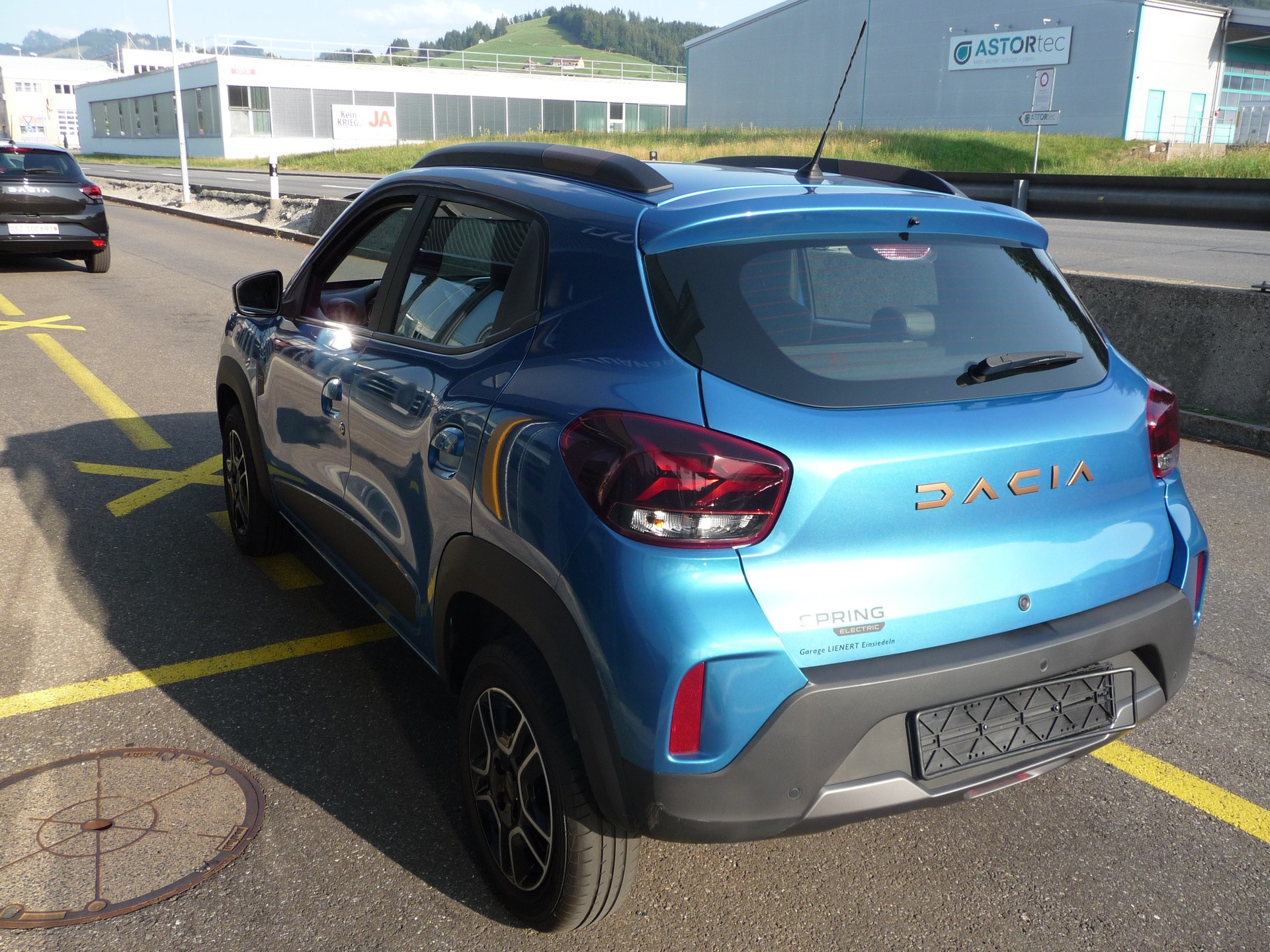 DACIA Spring 27 kWh Electric 65 Extreme-image-7