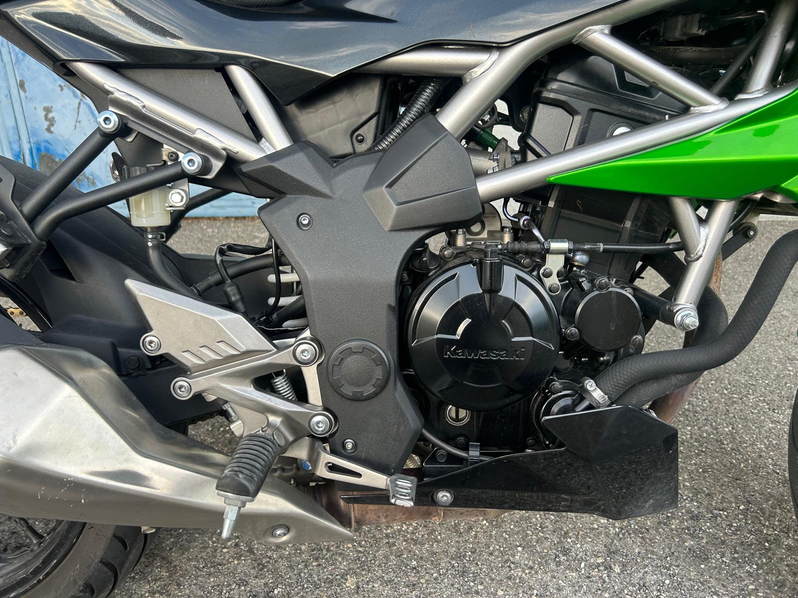 KAWASAKI Z 125 ABS-image-6
