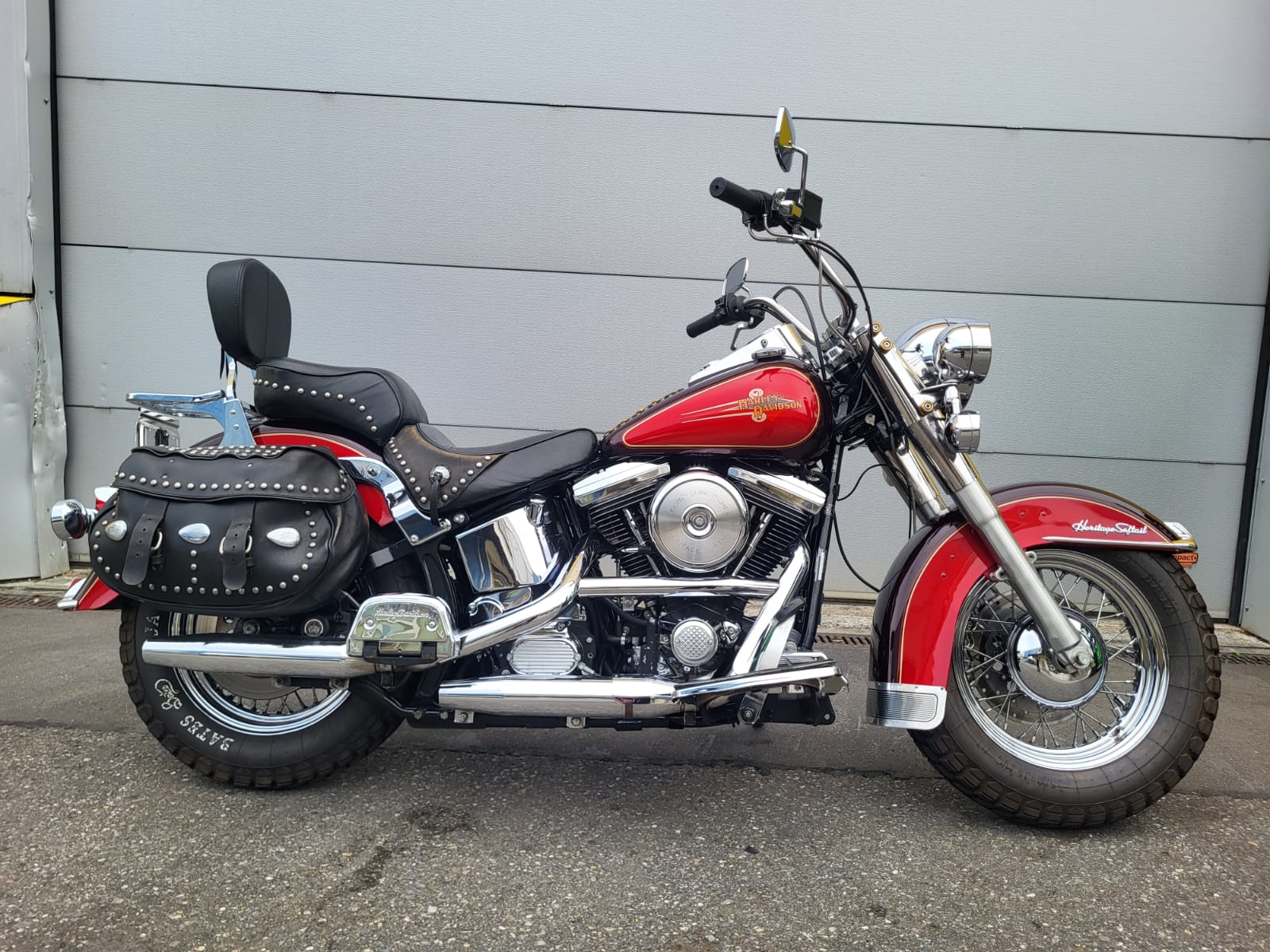 HARLEY-DAVIDSON FLST Heritage Softail-image-0