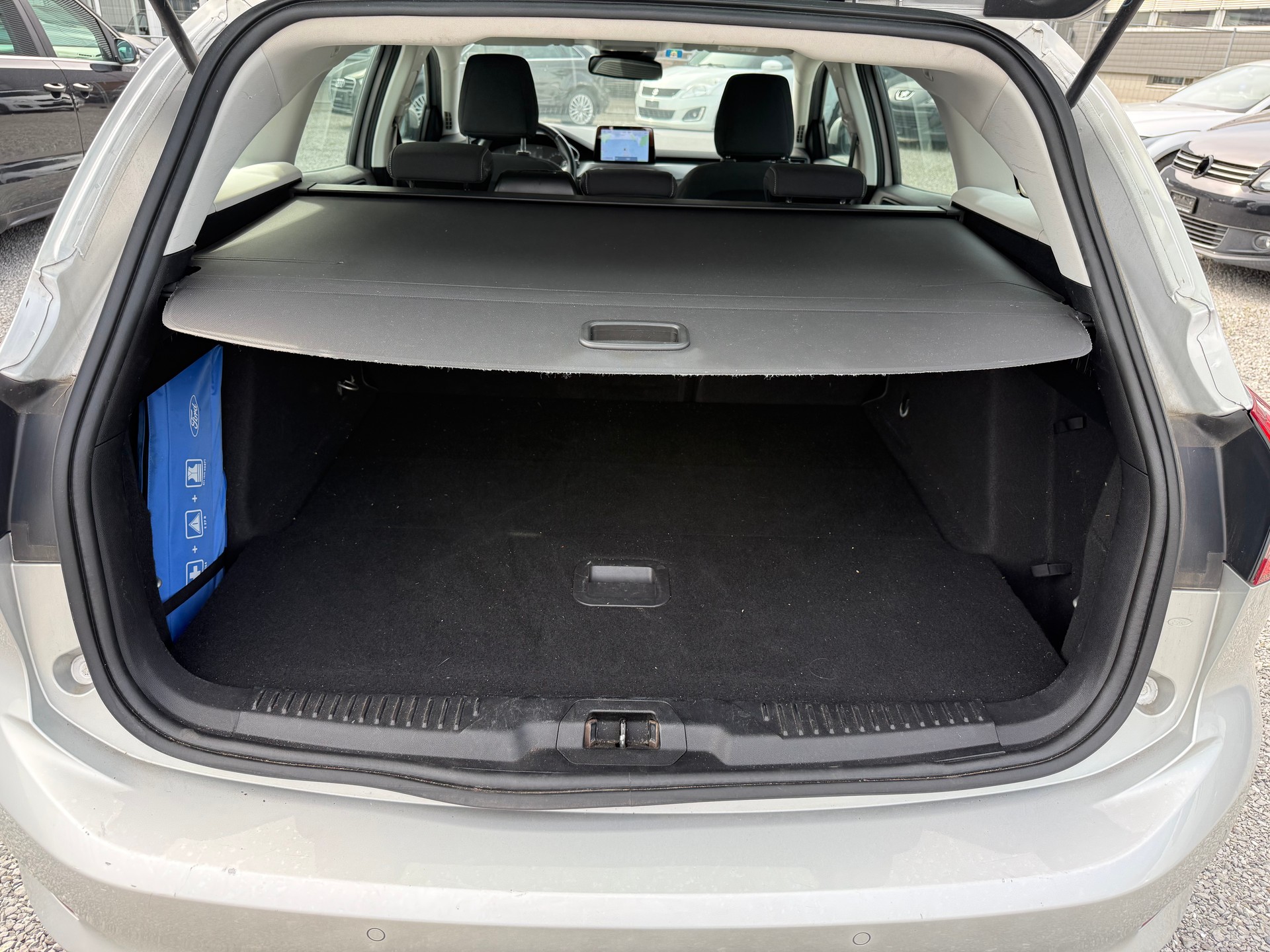 FORD Focus 2.0 TDCi Titanium Automatic-image-9